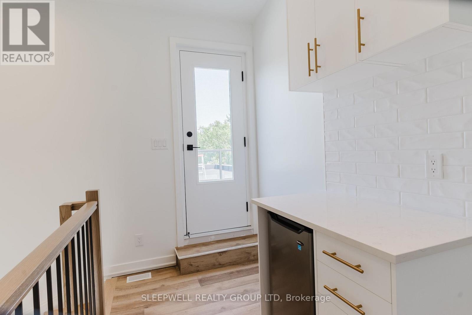 9 - 845 Champlain Street Property Photo 11