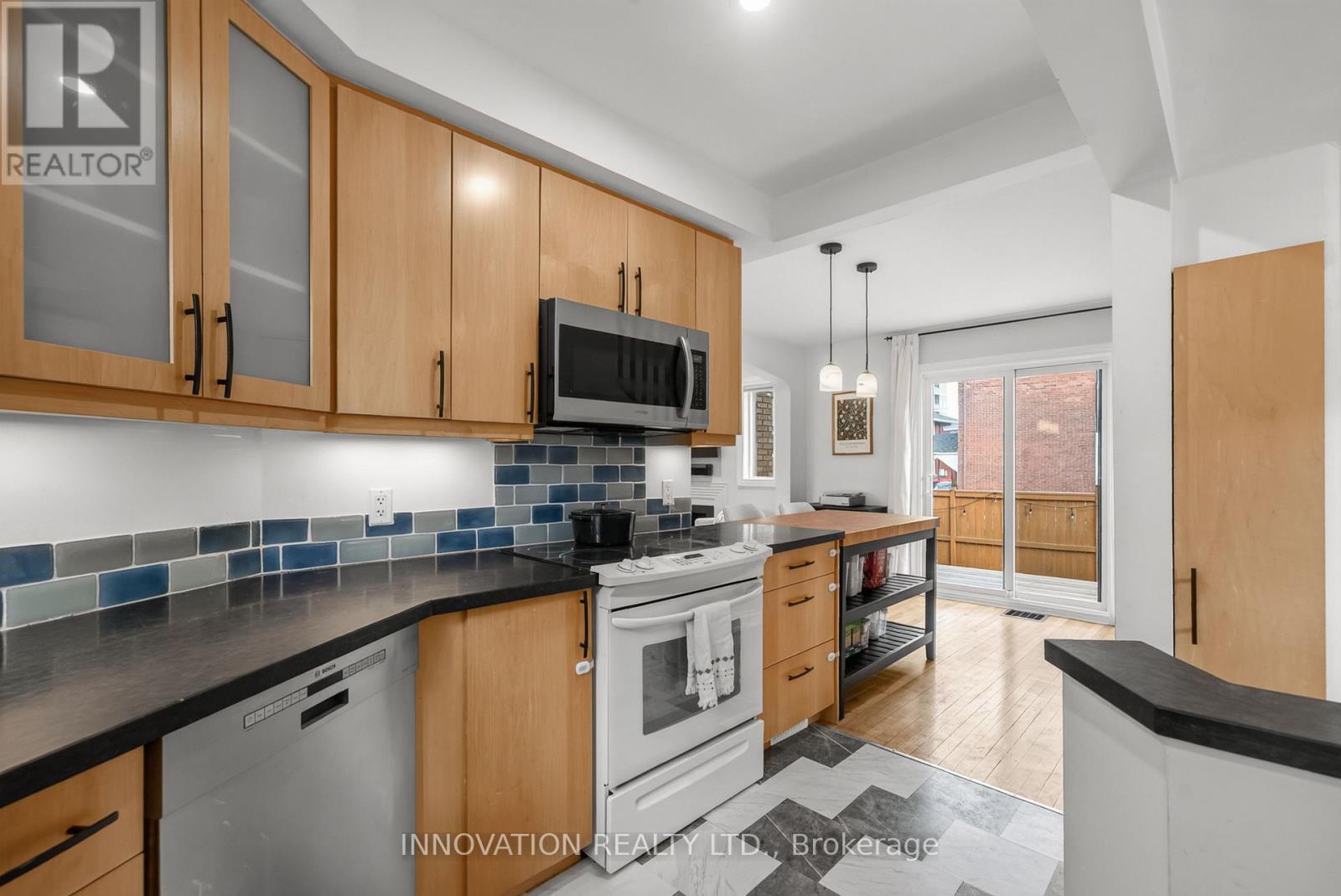 403 Athlone Avenue Property Photo 20