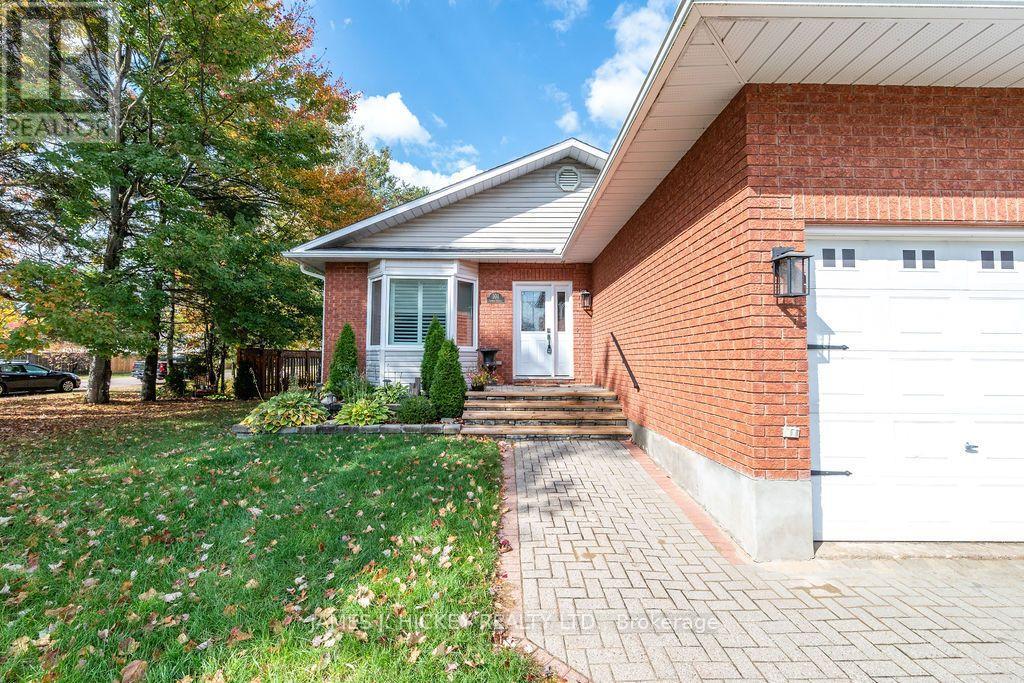 101 Thomas Street Property Photo 3