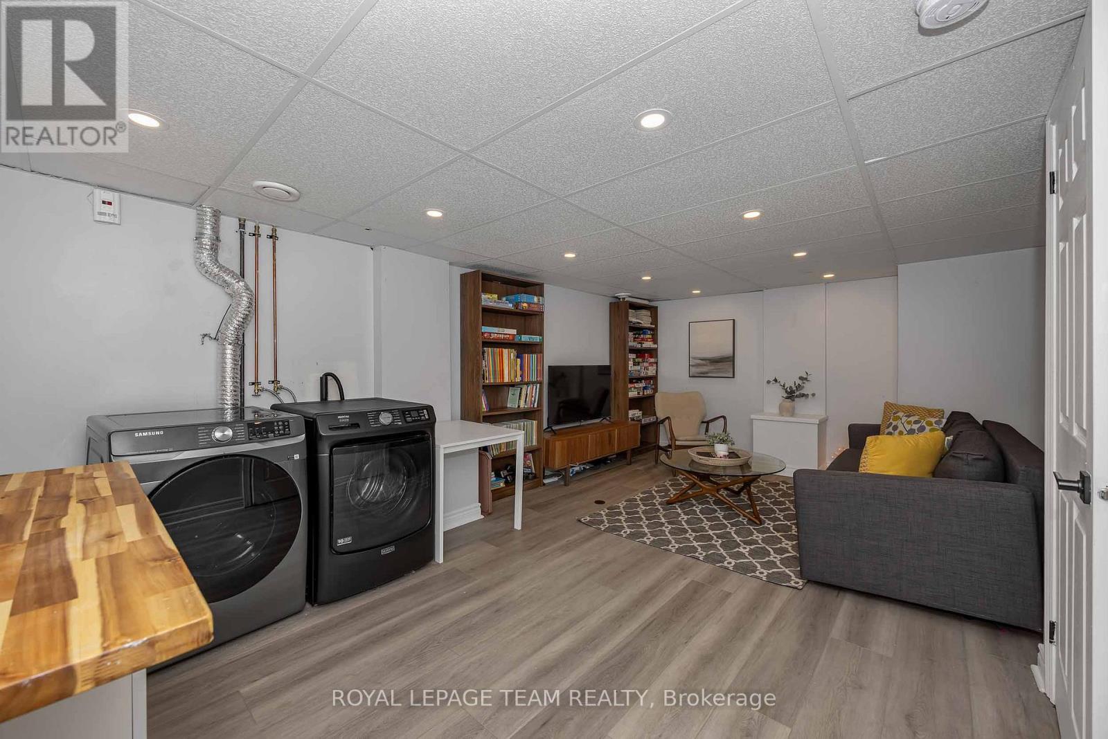 9 - 583 Tweedsmuir Avenue Property Photo 34