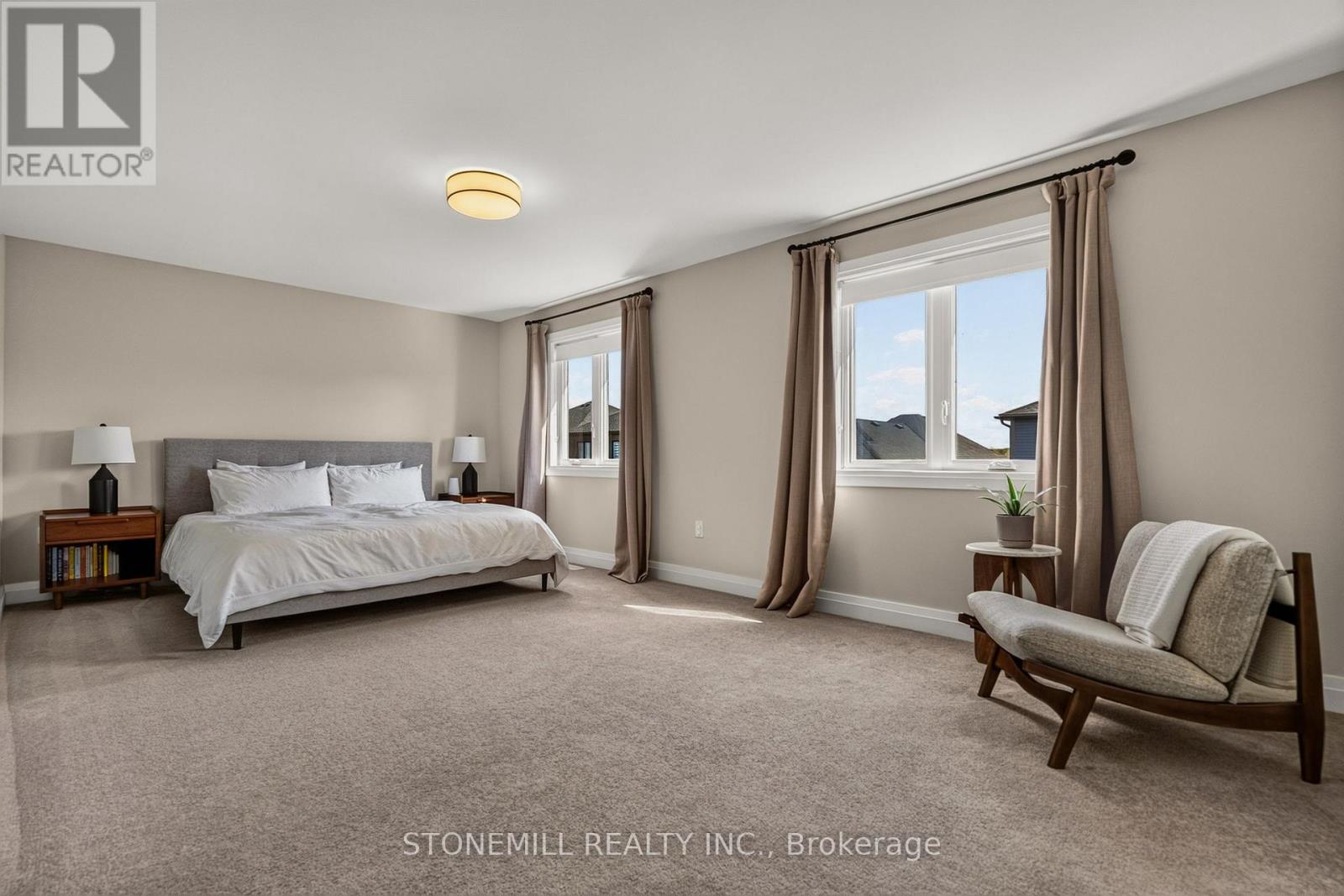 226 Midland Place Property Photo 28