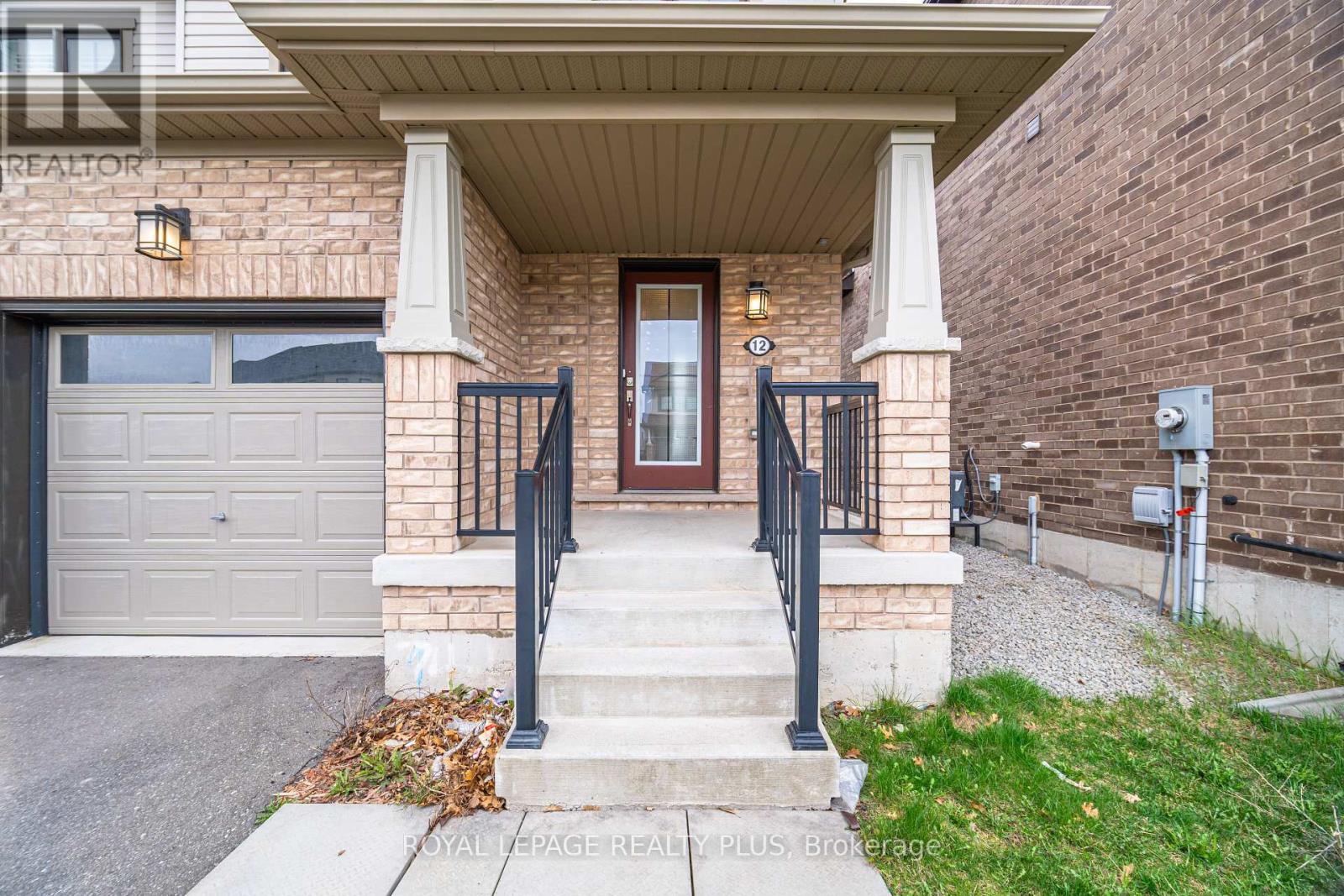 12 Pagebrook Crescent Property Photo 3