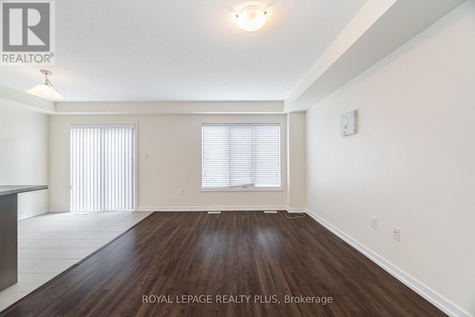 12 Pagebrook Crescent Property Photo 9