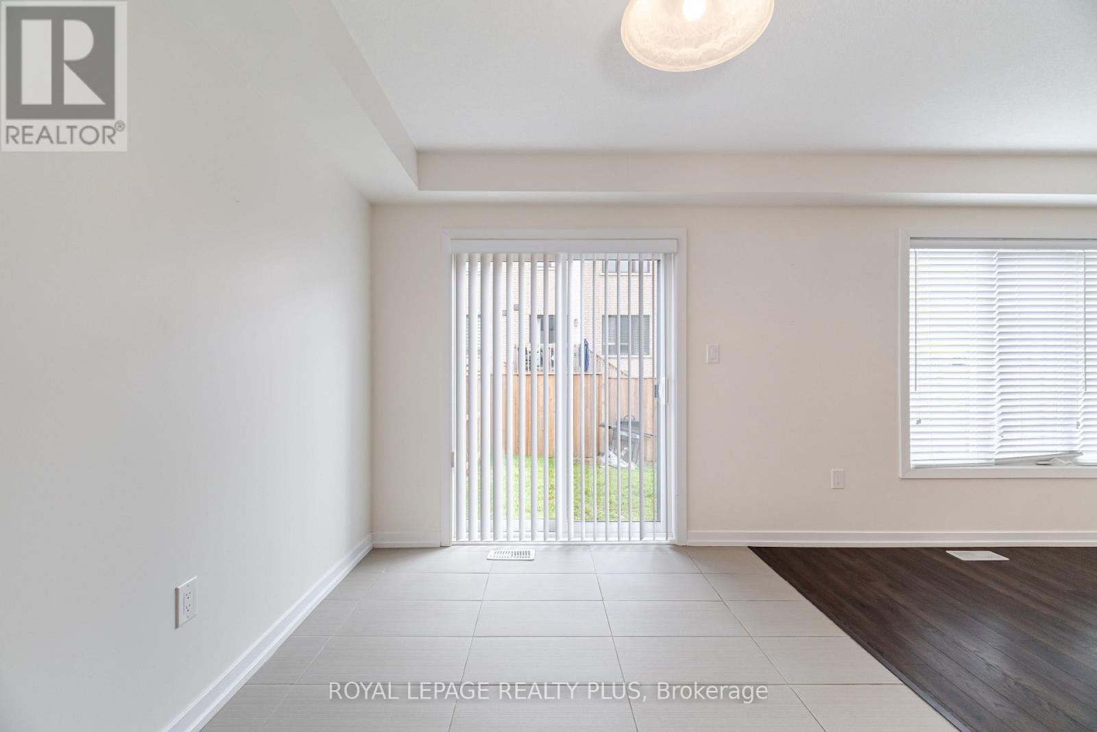 12 Pagebrook Crescent Property Photo 11