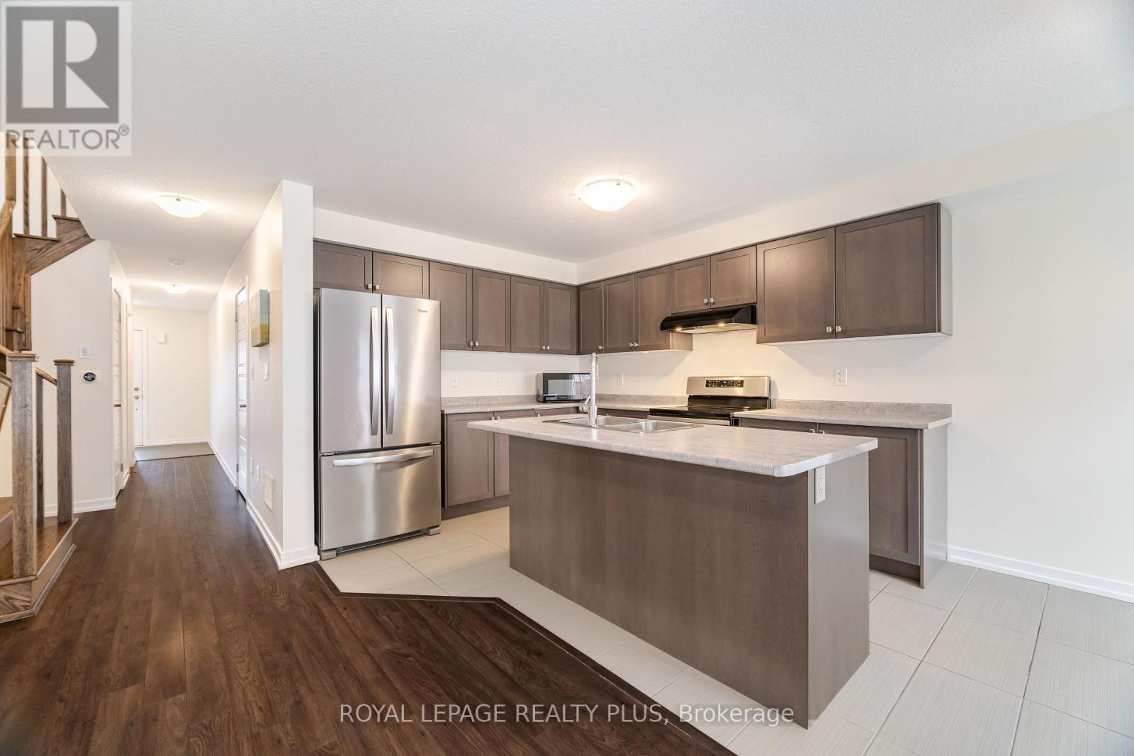 12 Pagebrook Crescent Property Photo 18