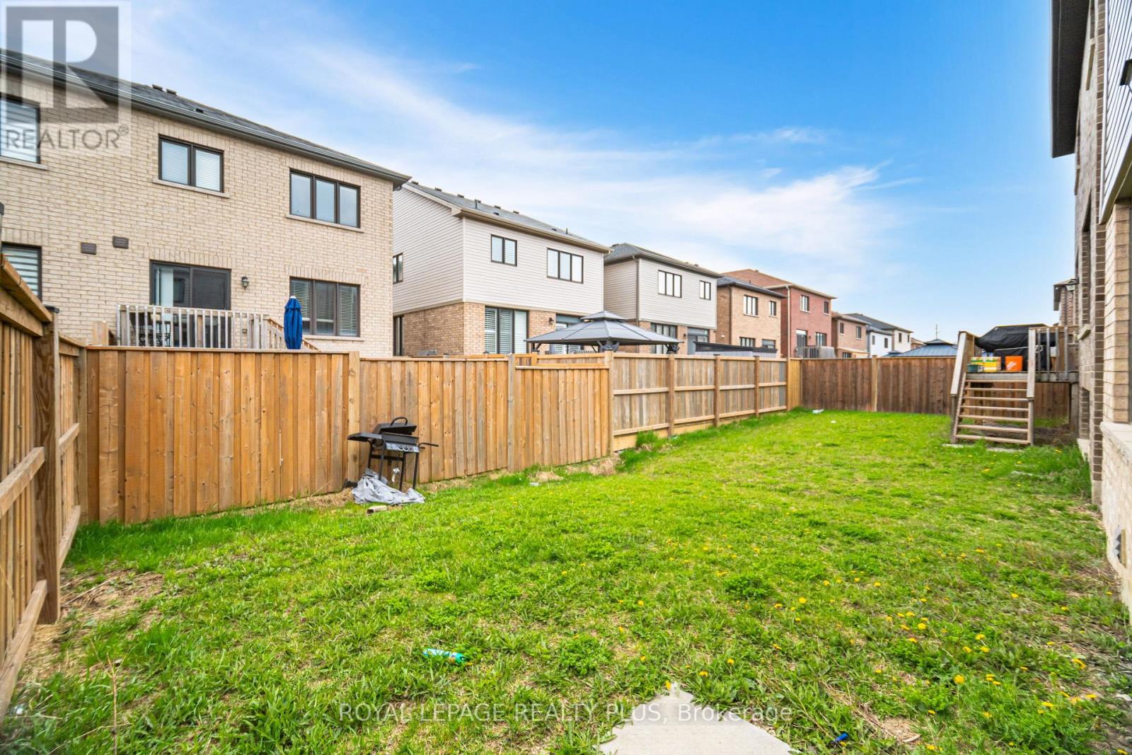 12 Pagebrook Crescent Property Photo 34