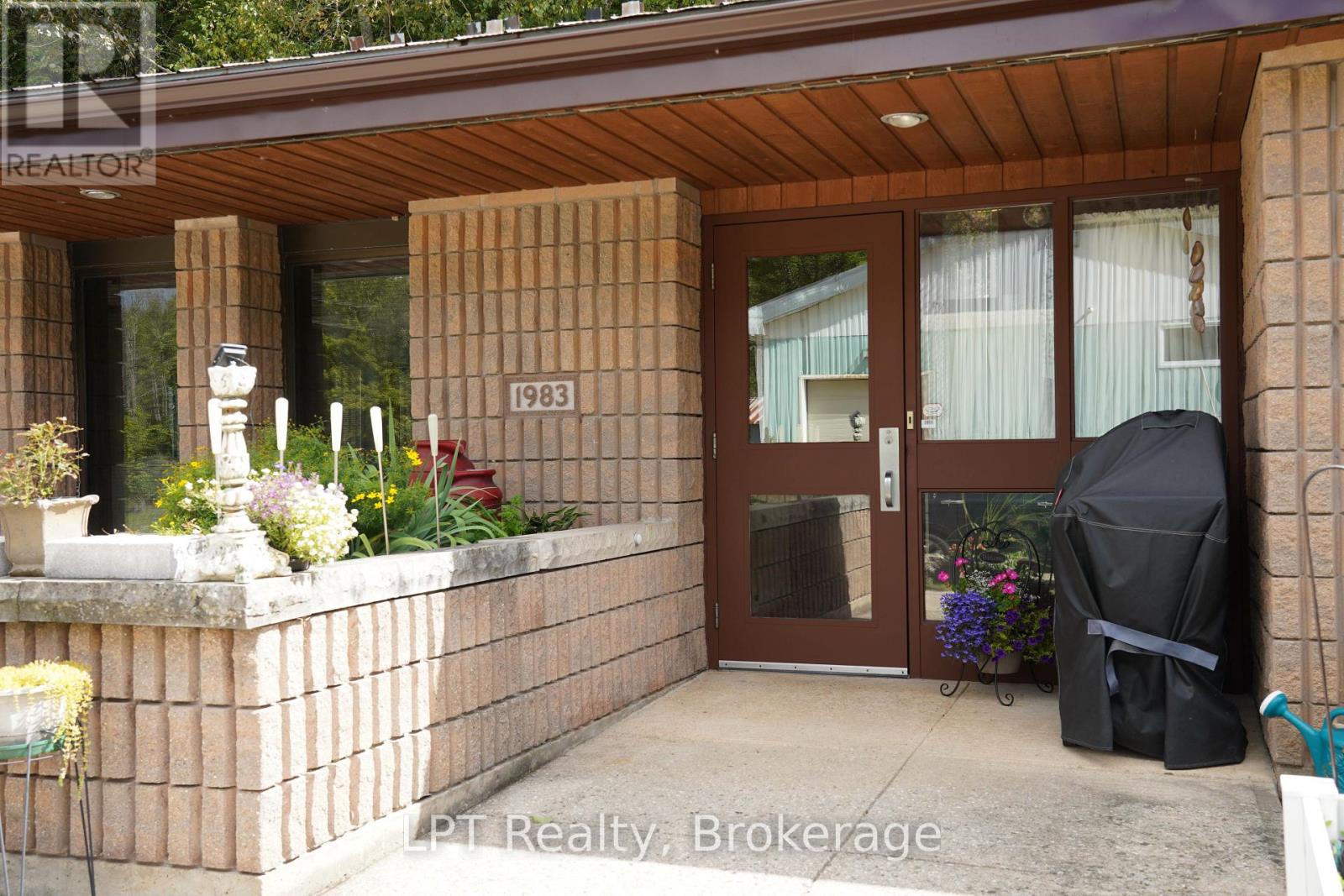 401297 Grey Road 17 Property Photo 3
