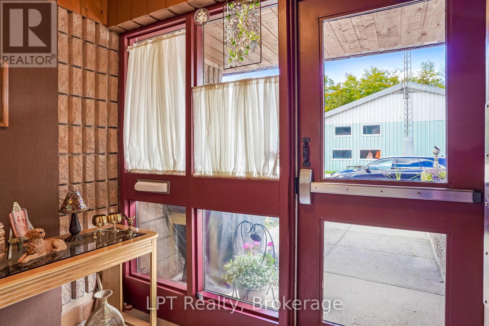 401297 Grey Road 17 Property Photo 4