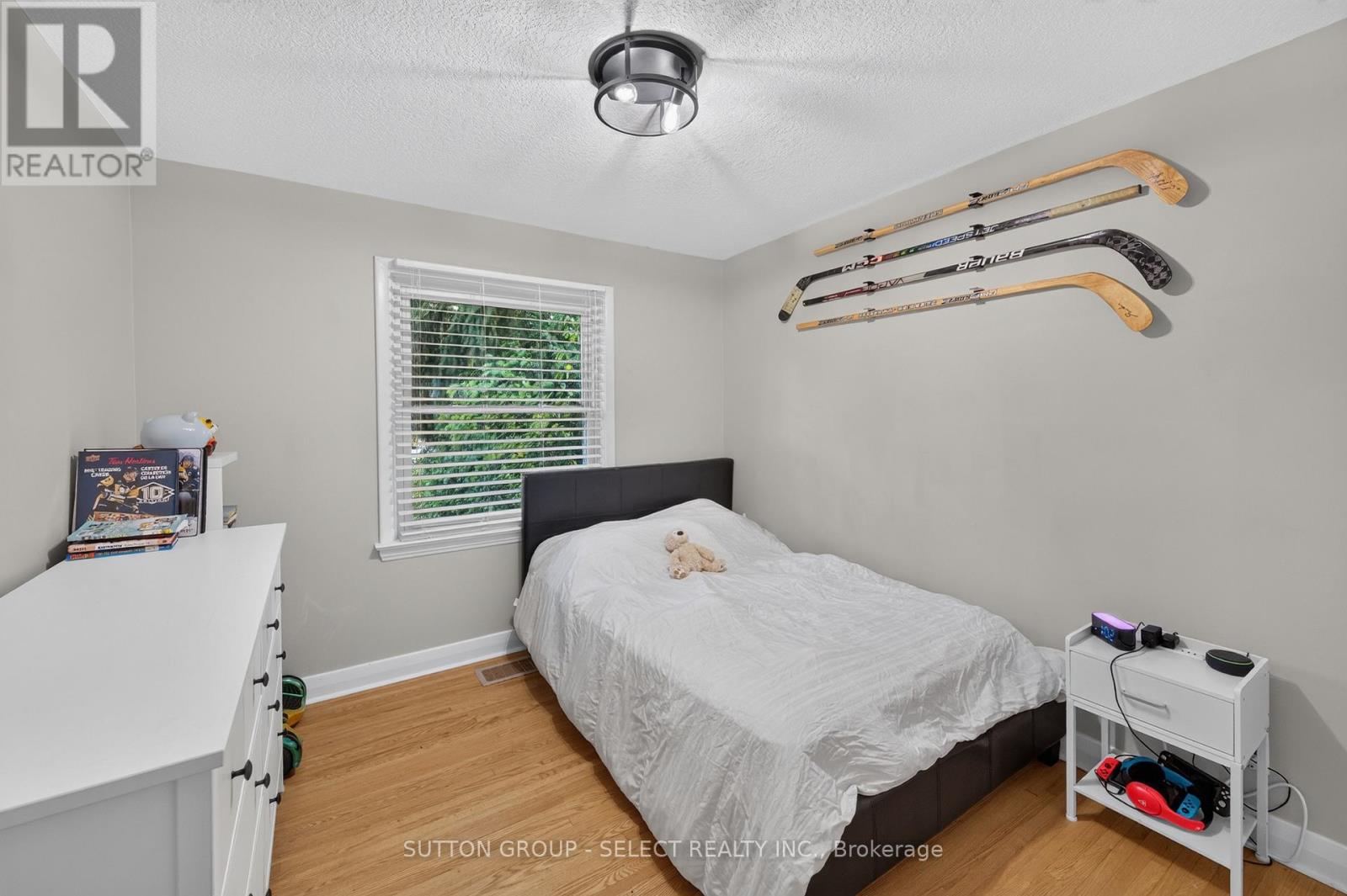305 Stephen Street Property Photo 19