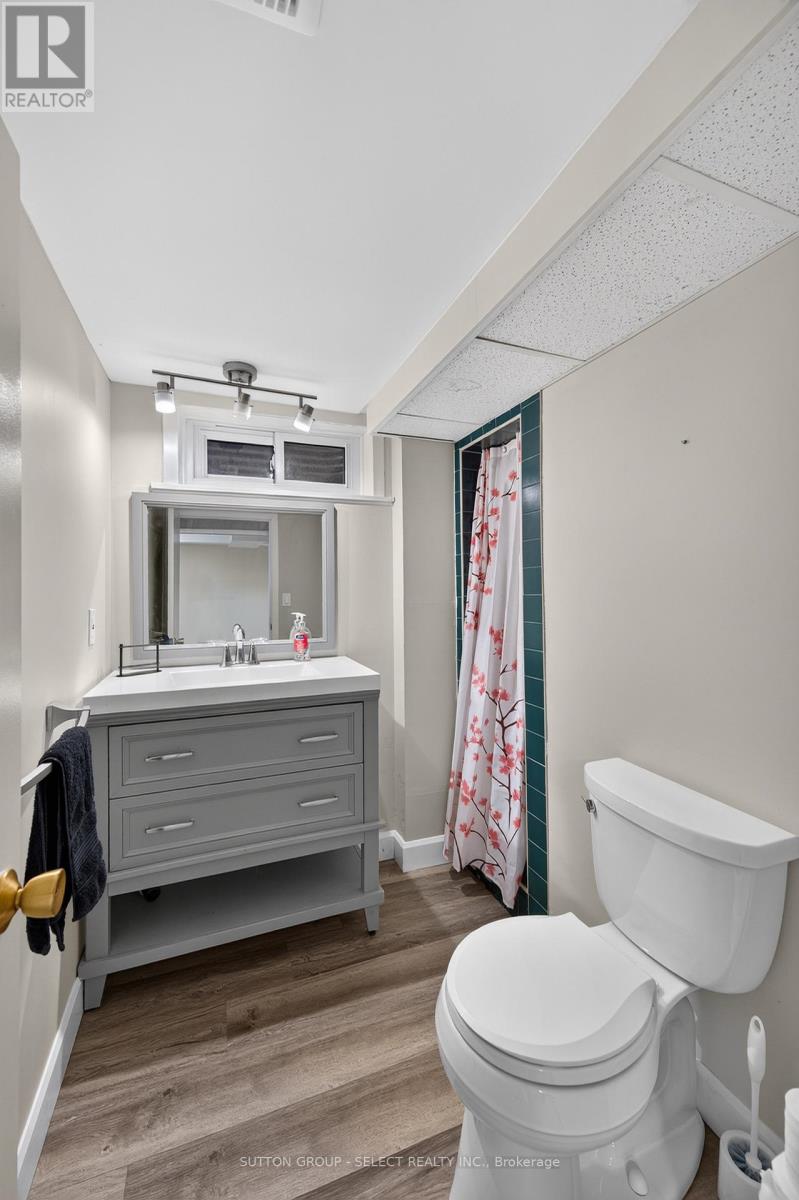 305 Stephen Street Property Photo 27