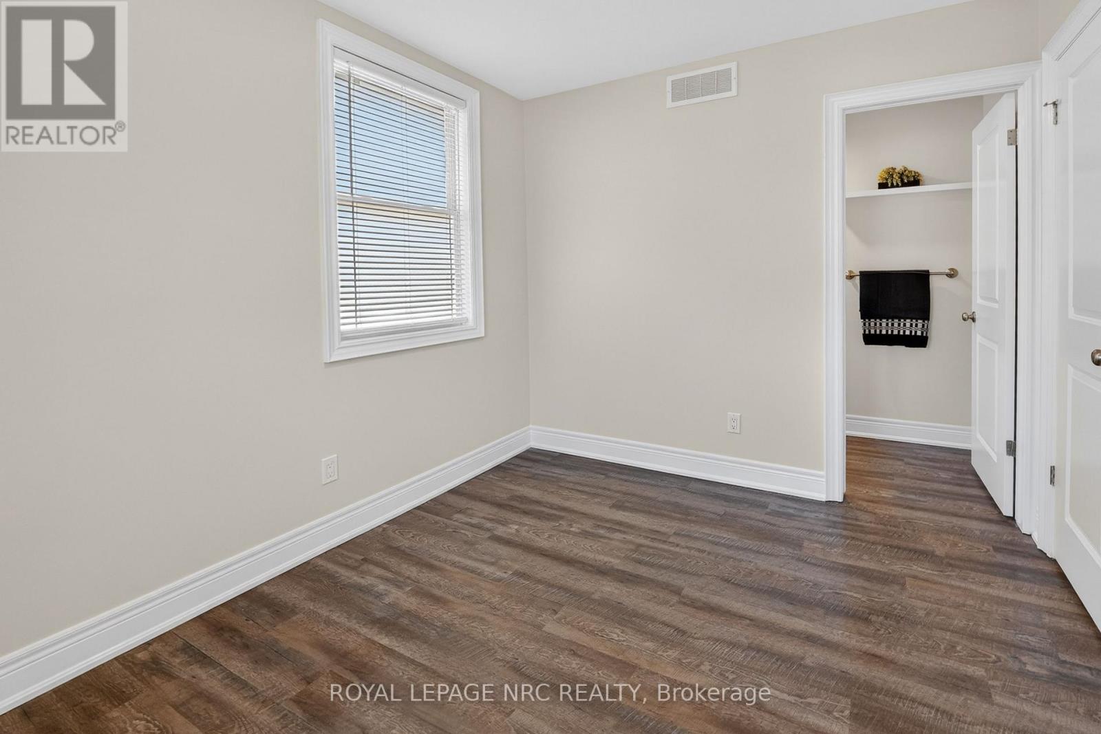 185 Catherine Street Property Photo 16