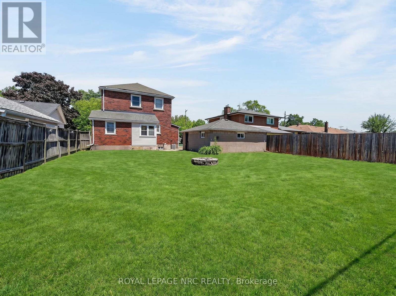 185 Catherine Street Property Photo 23