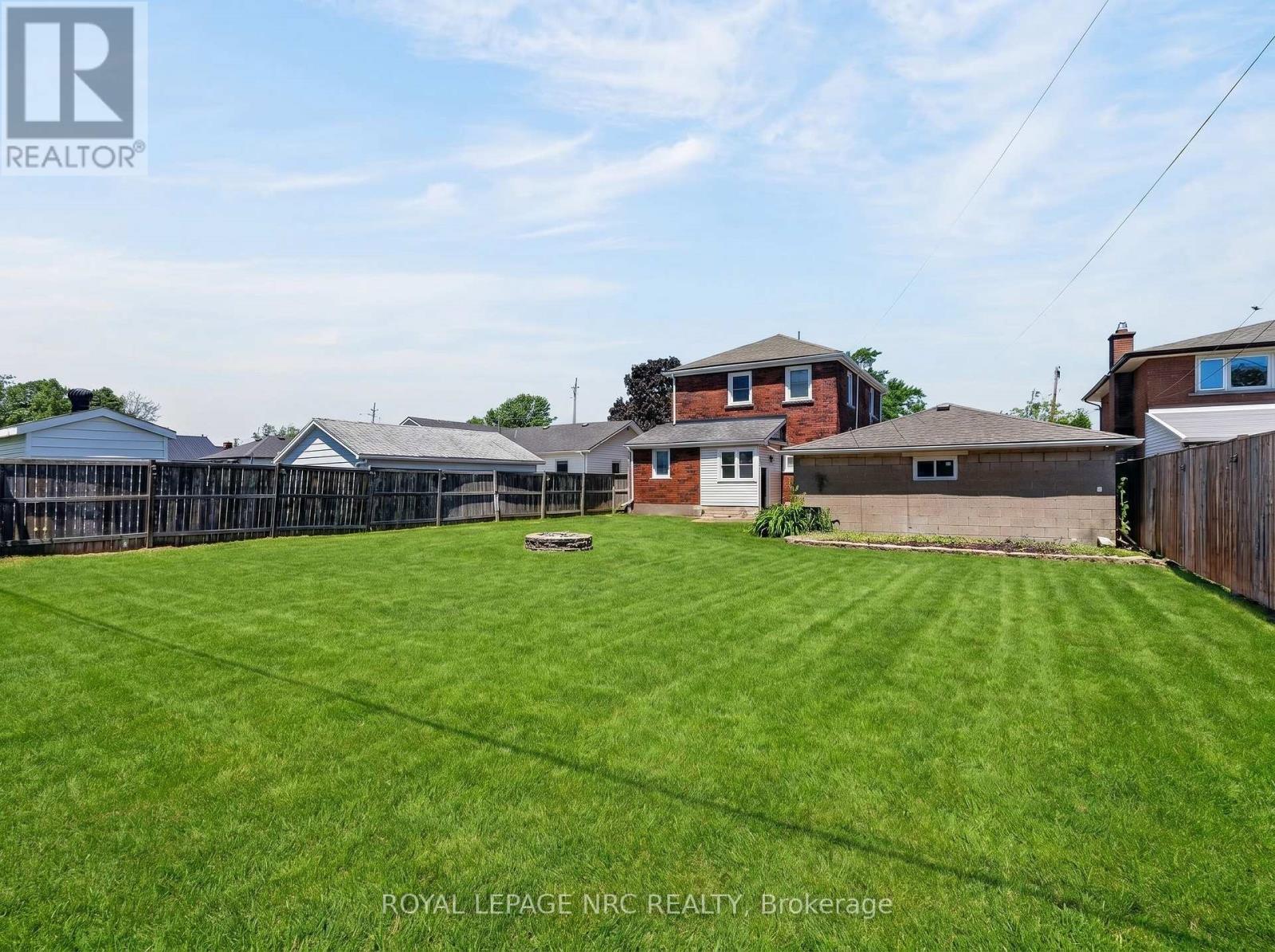 185 Catherine Street Property Photo 24