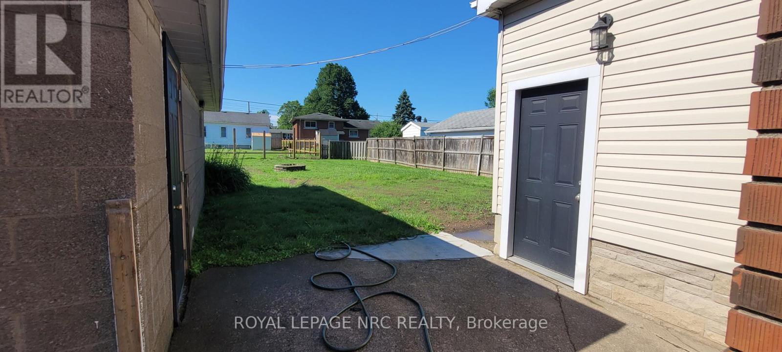 185 Catherine Street Property Photo 26