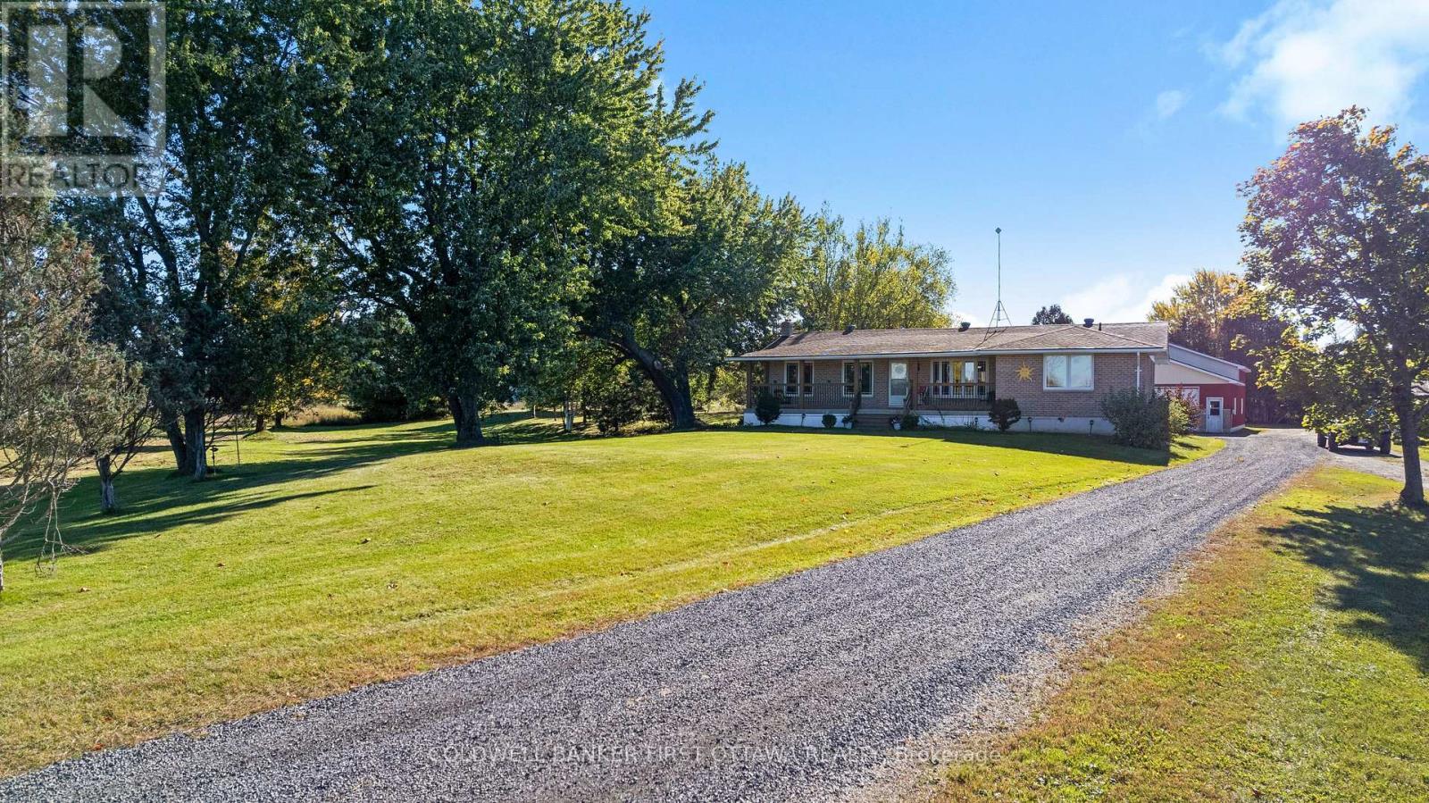 6739 43 Highway Property Photo 2