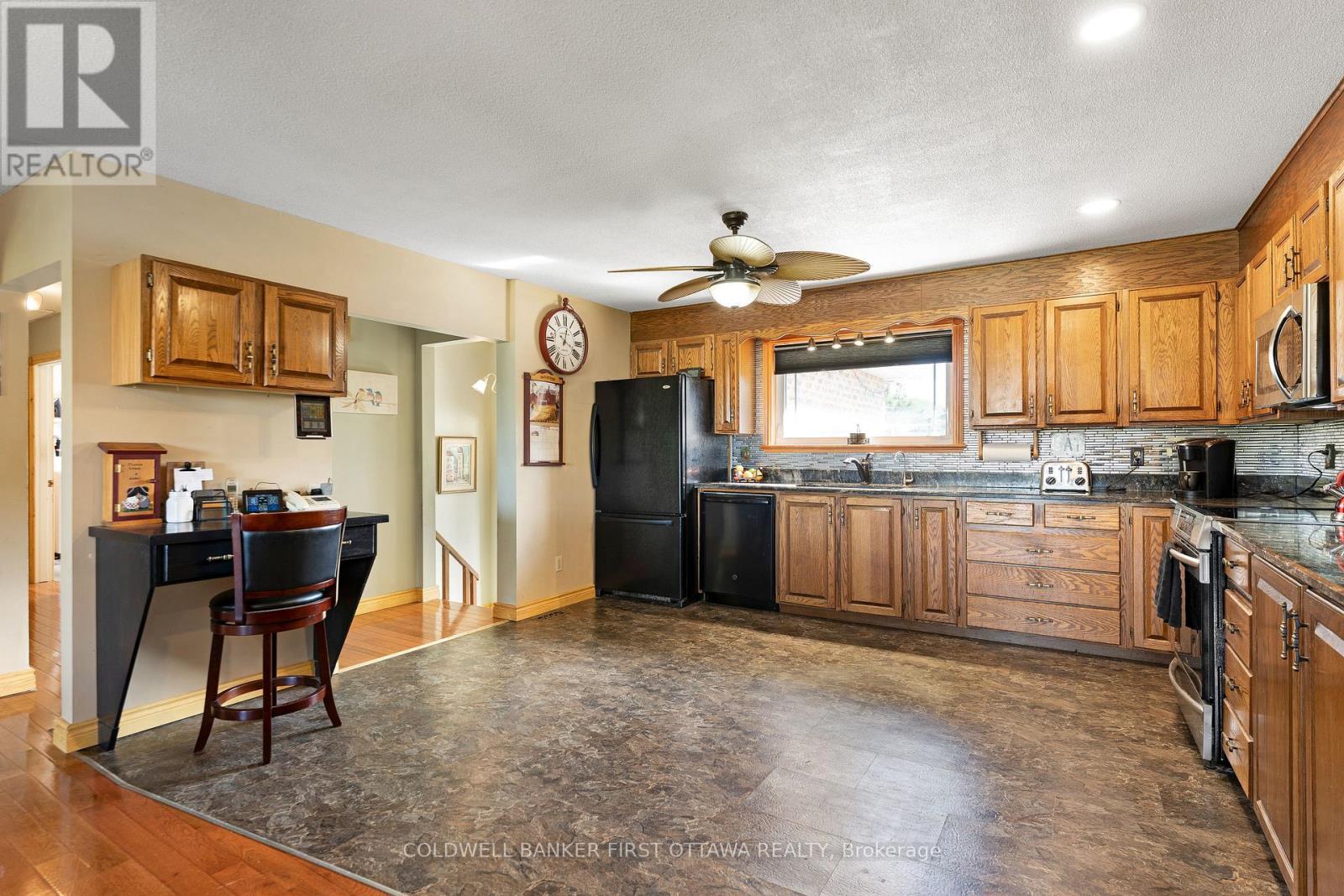 6739 43 Highway Property Photo 19