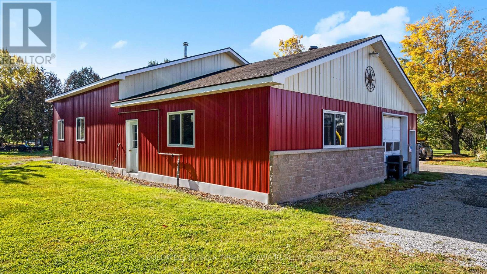 6739 43 Highway Property Photo 43