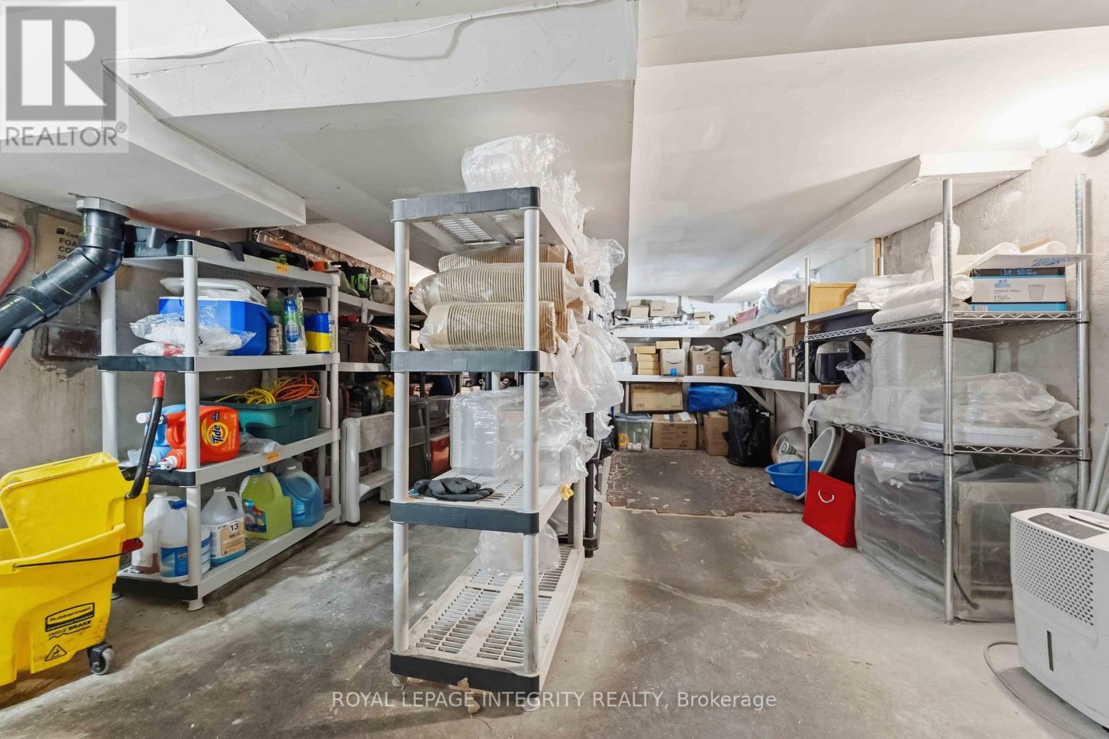 266 Preston Street N Property Photo 13