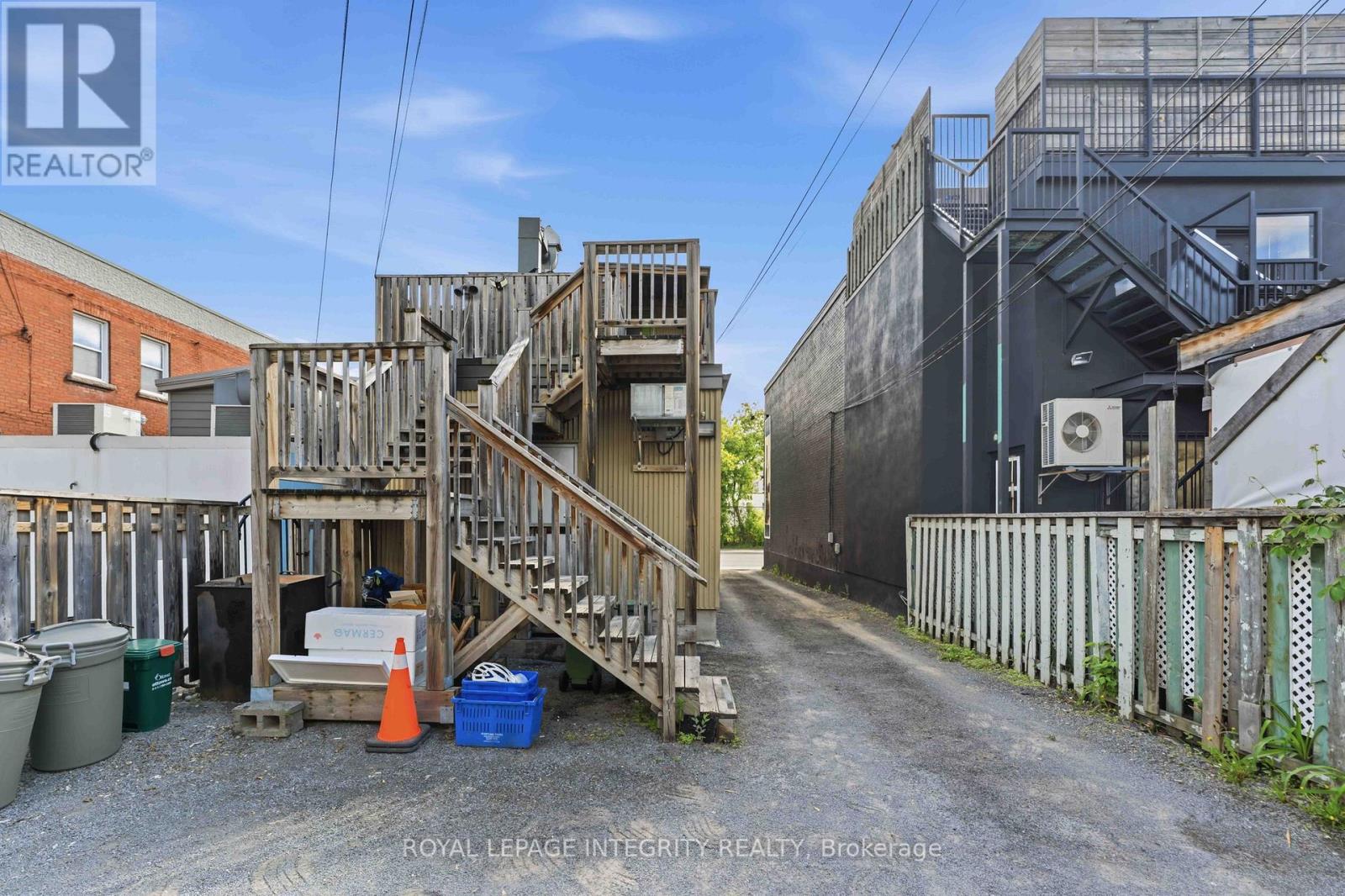 266 Preston Street N Property Photo 15