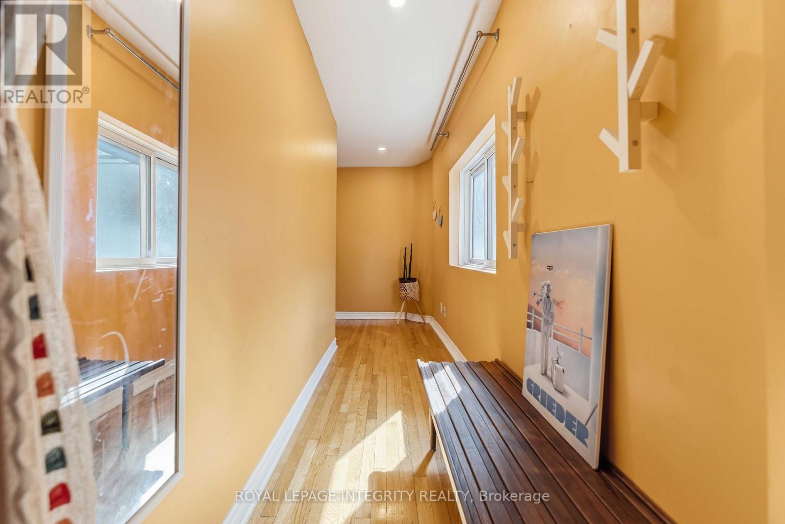 266 Preston Street N Property Photo 17