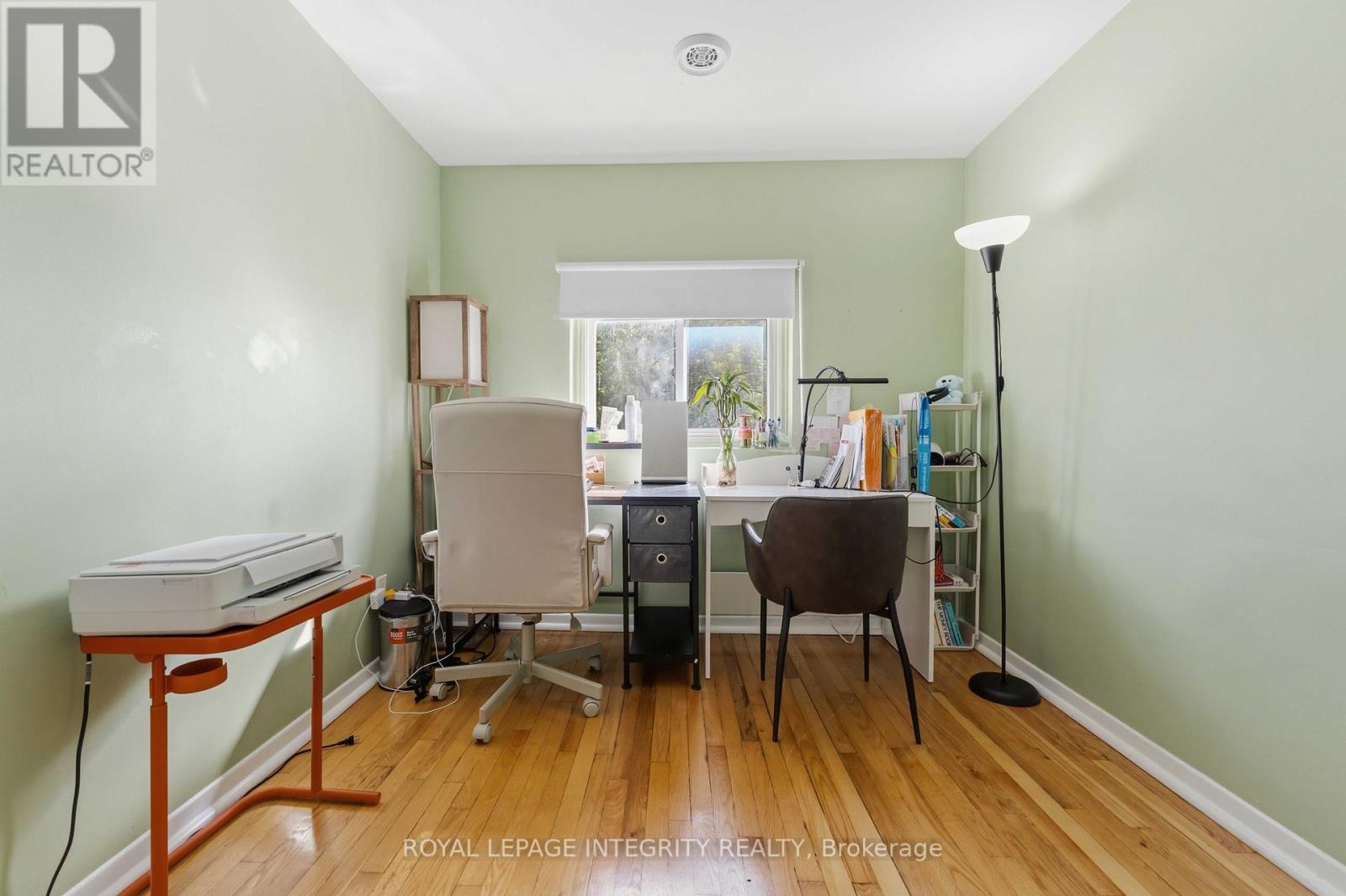 266 Preston Street N Property Photo 22