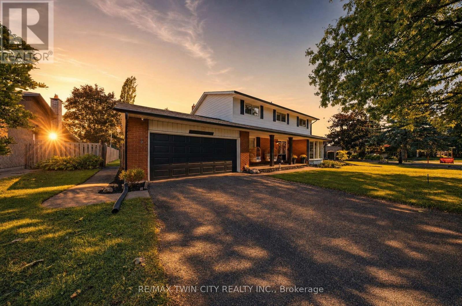 25 CEDARLAND DRIVE Property Photo 1