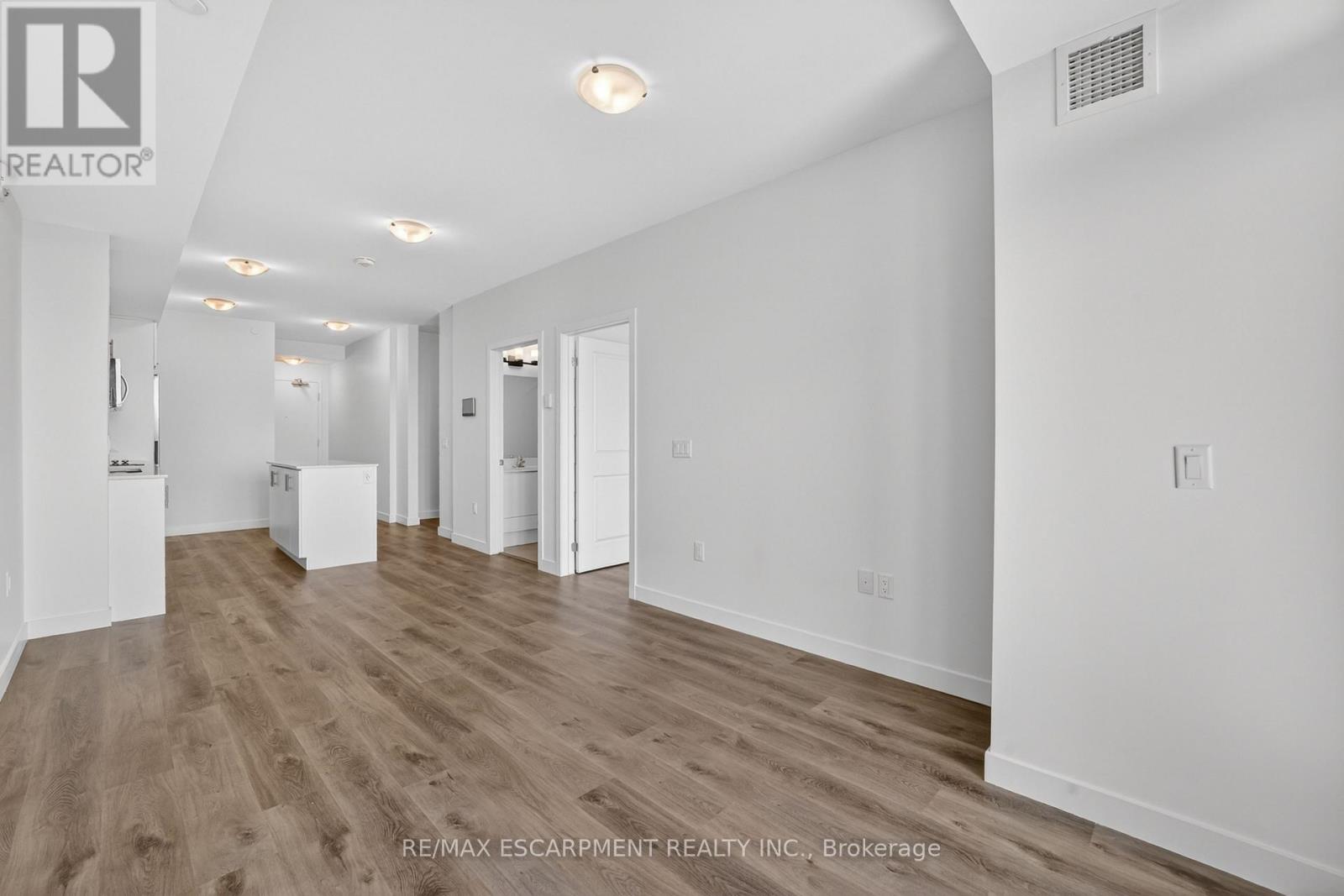 822 - 461 Green Road Property Photo 19