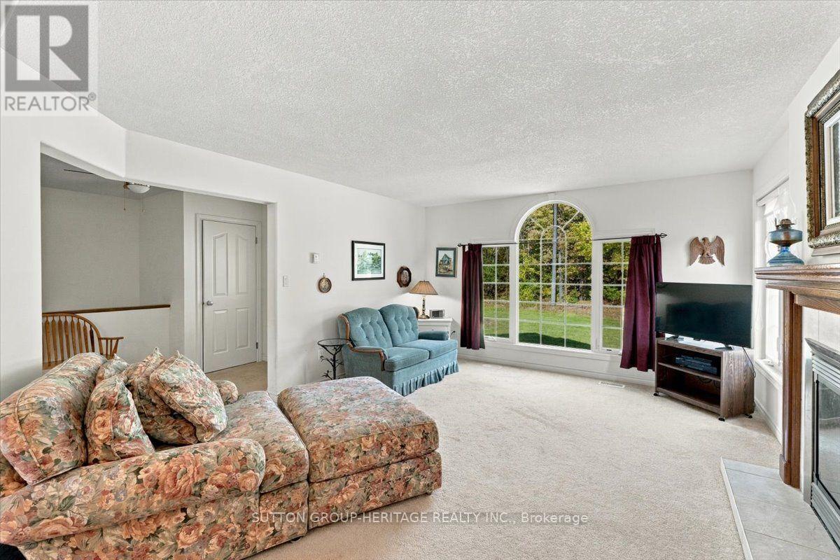 4330 Boundary Road Property Photo 7