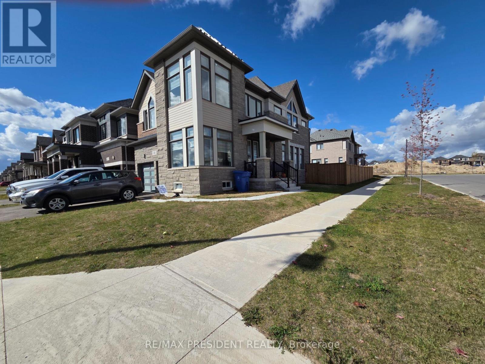 44 Player Drive Property Photo 2