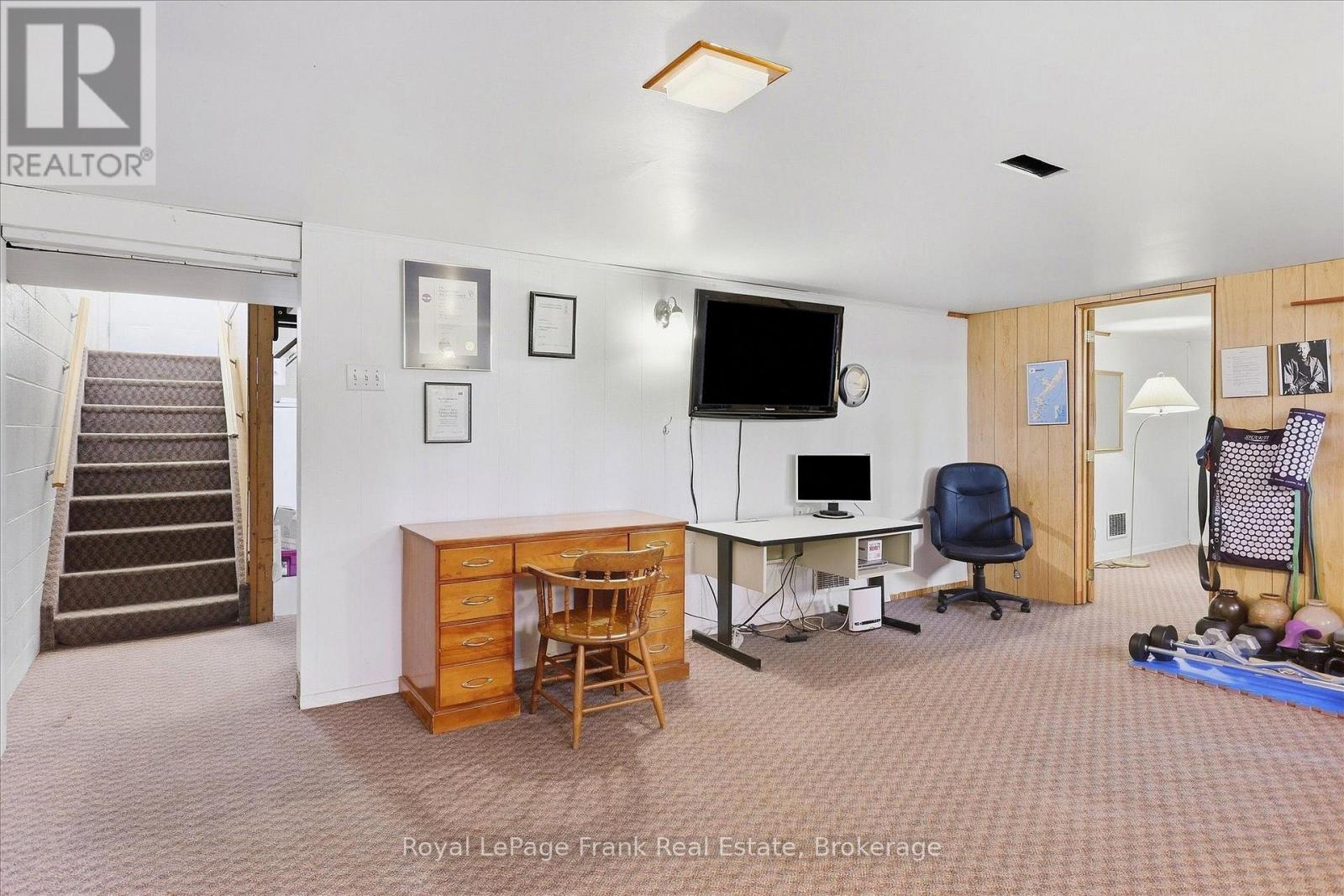 230 Euclid Avenue Property Photo 16