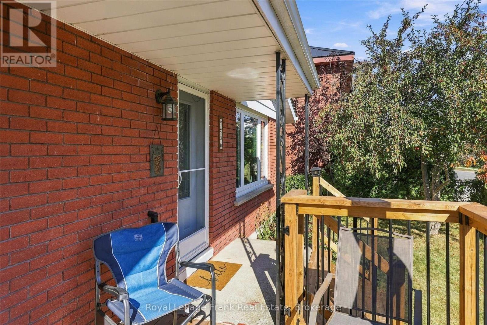 230 Euclid Avenue Property Photo 23