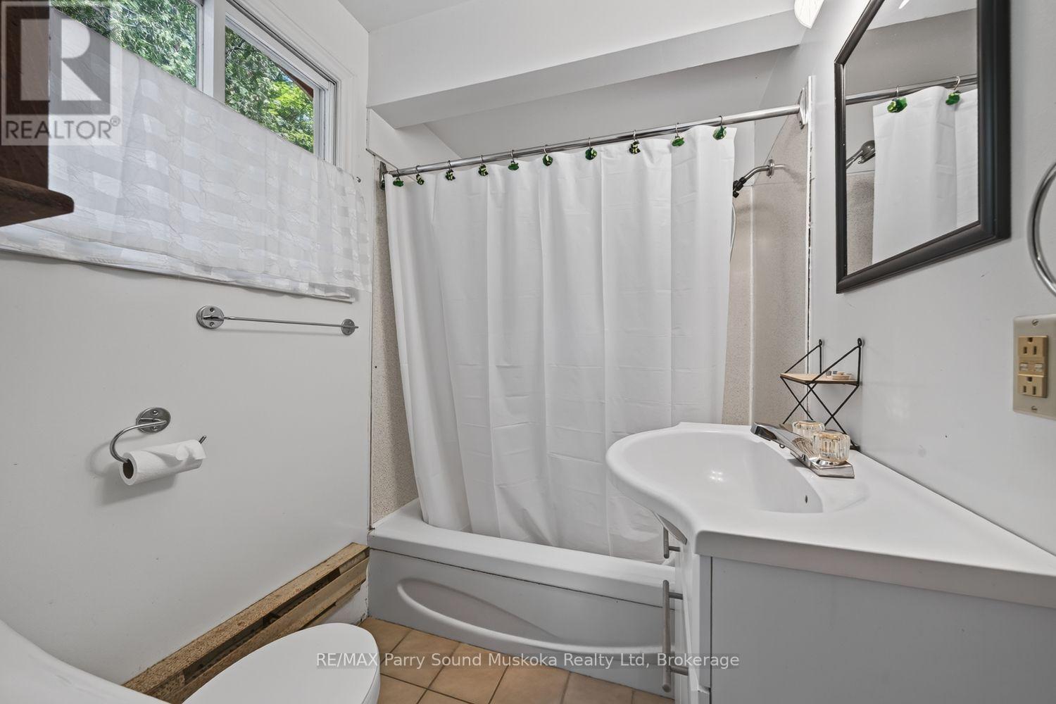 3 Robinson Road Property Photo 20