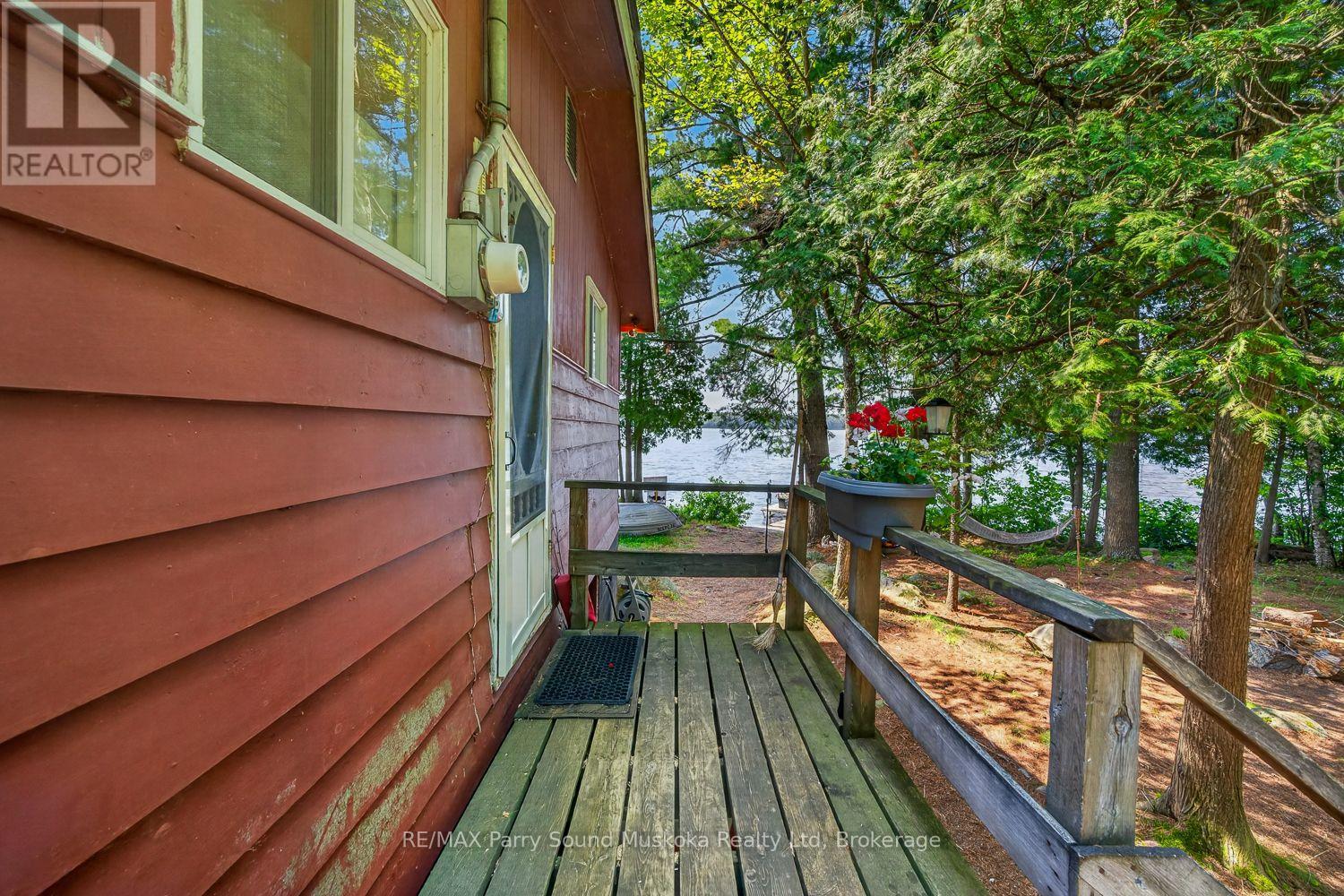 3 Robinson Road Property Photo 22
