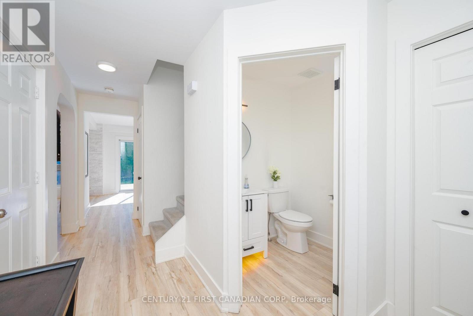 168 Gibson Crescent Property Photo 11