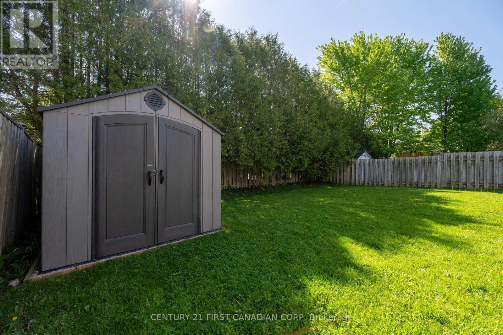 168 Gibson Crescent Property Photo 31