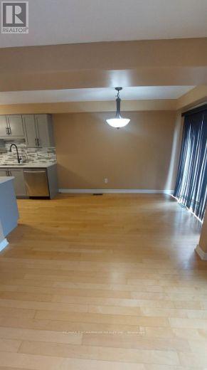 16 Magnificent Way Property Photo 5