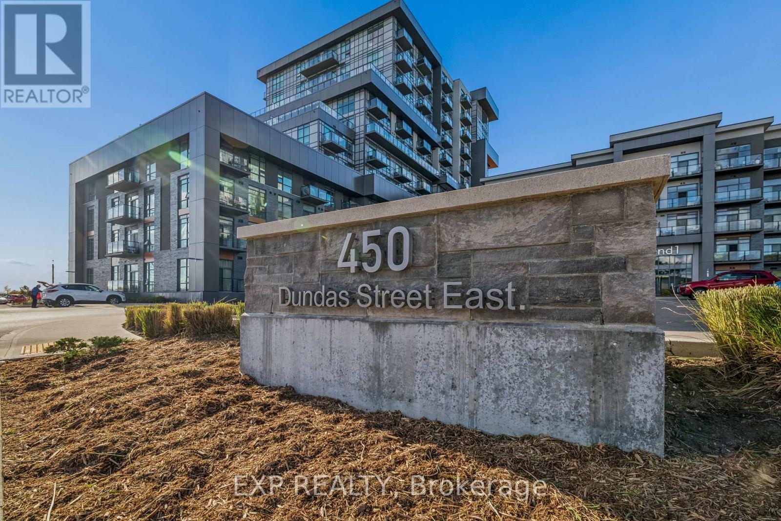 1005 - 450 Dundas Street E Property Photo 6