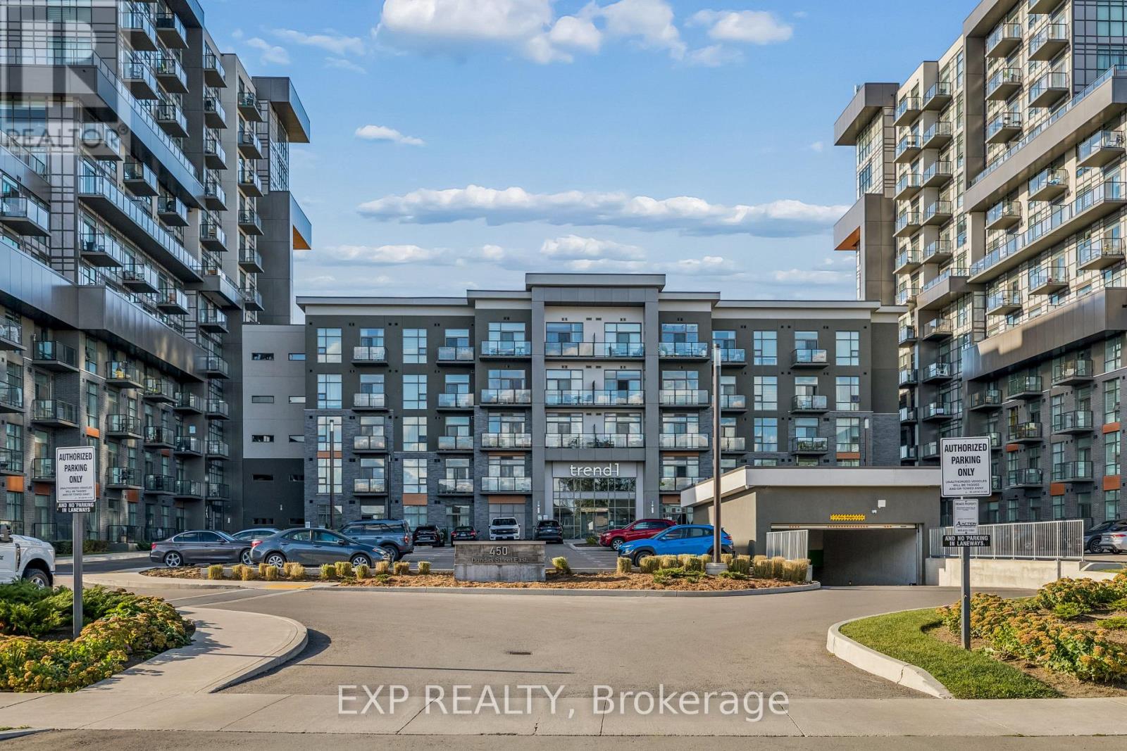 1005 - 450 Dundas Street E Property Photo 8