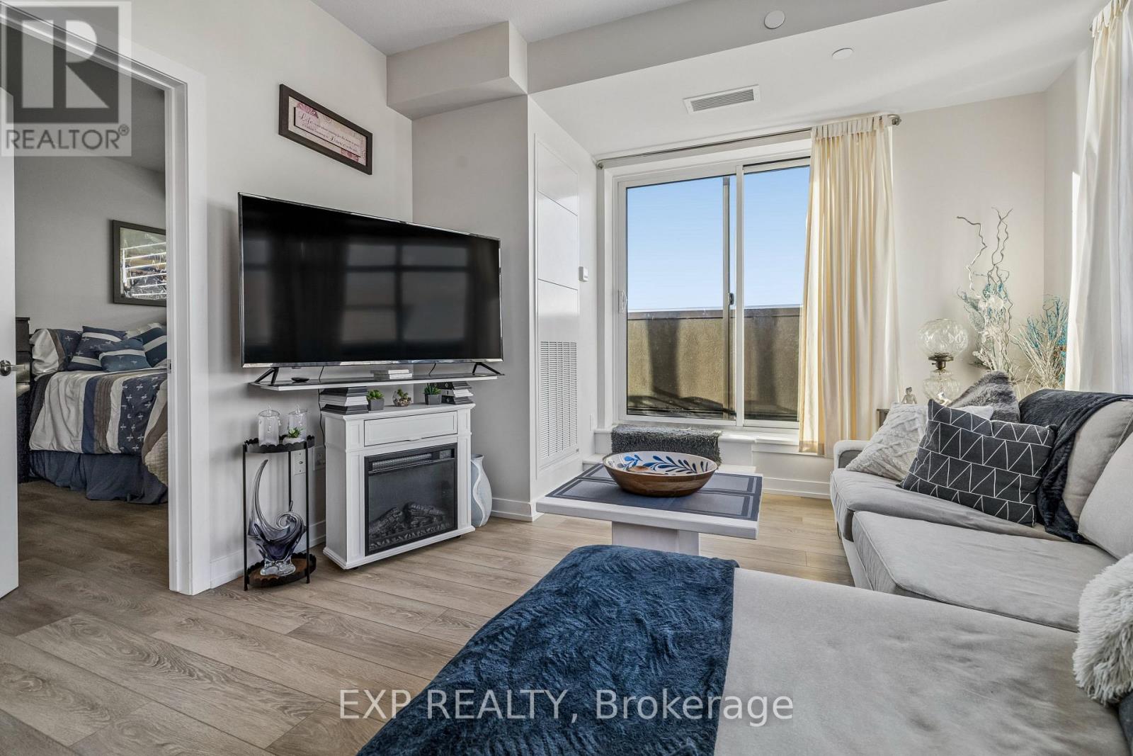 1005 - 450 Dundas Street E Property Photo 19