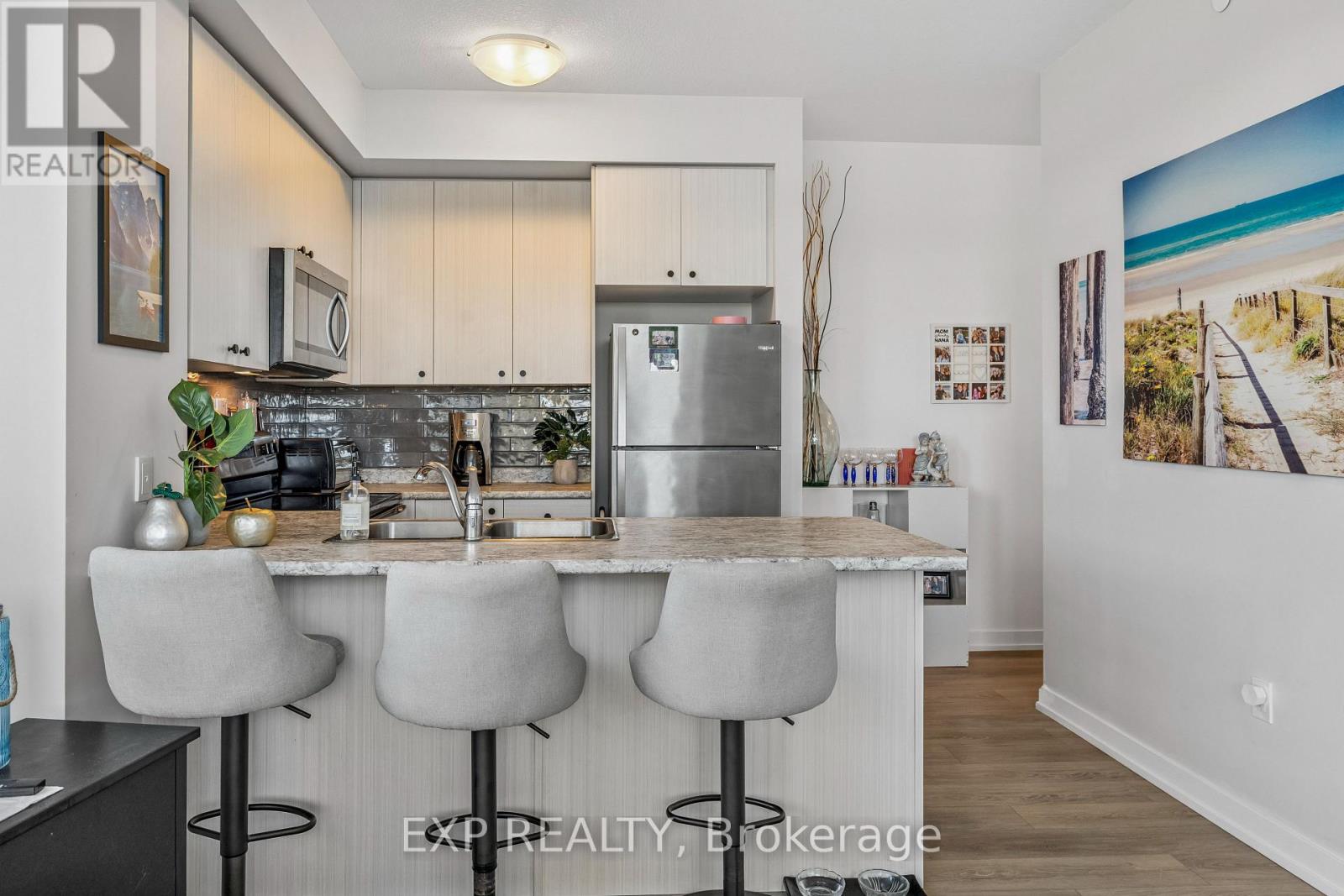 1005 - 450 Dundas Street E Property Photo 33