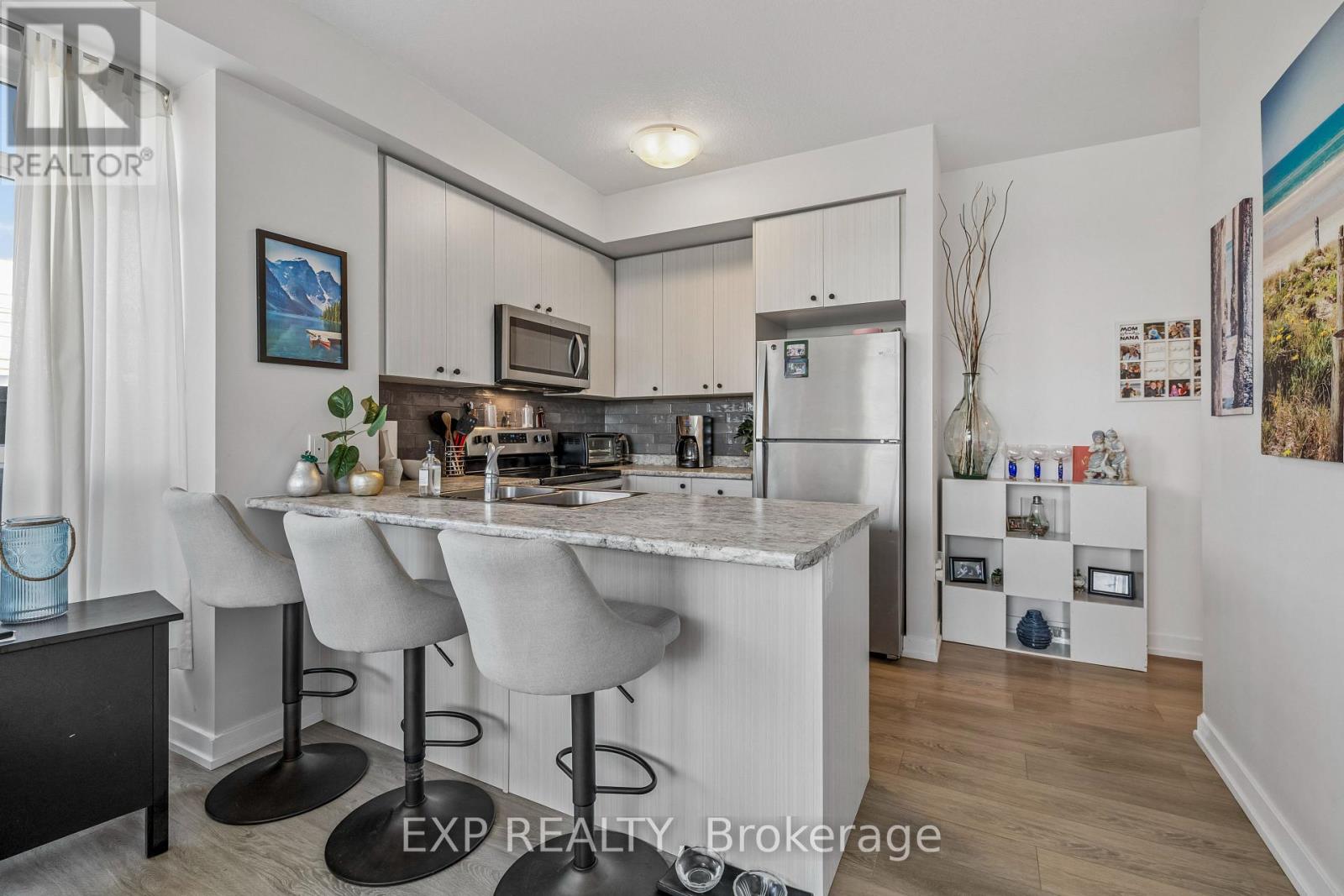 1005 - 450 Dundas Street E Property Photo 34