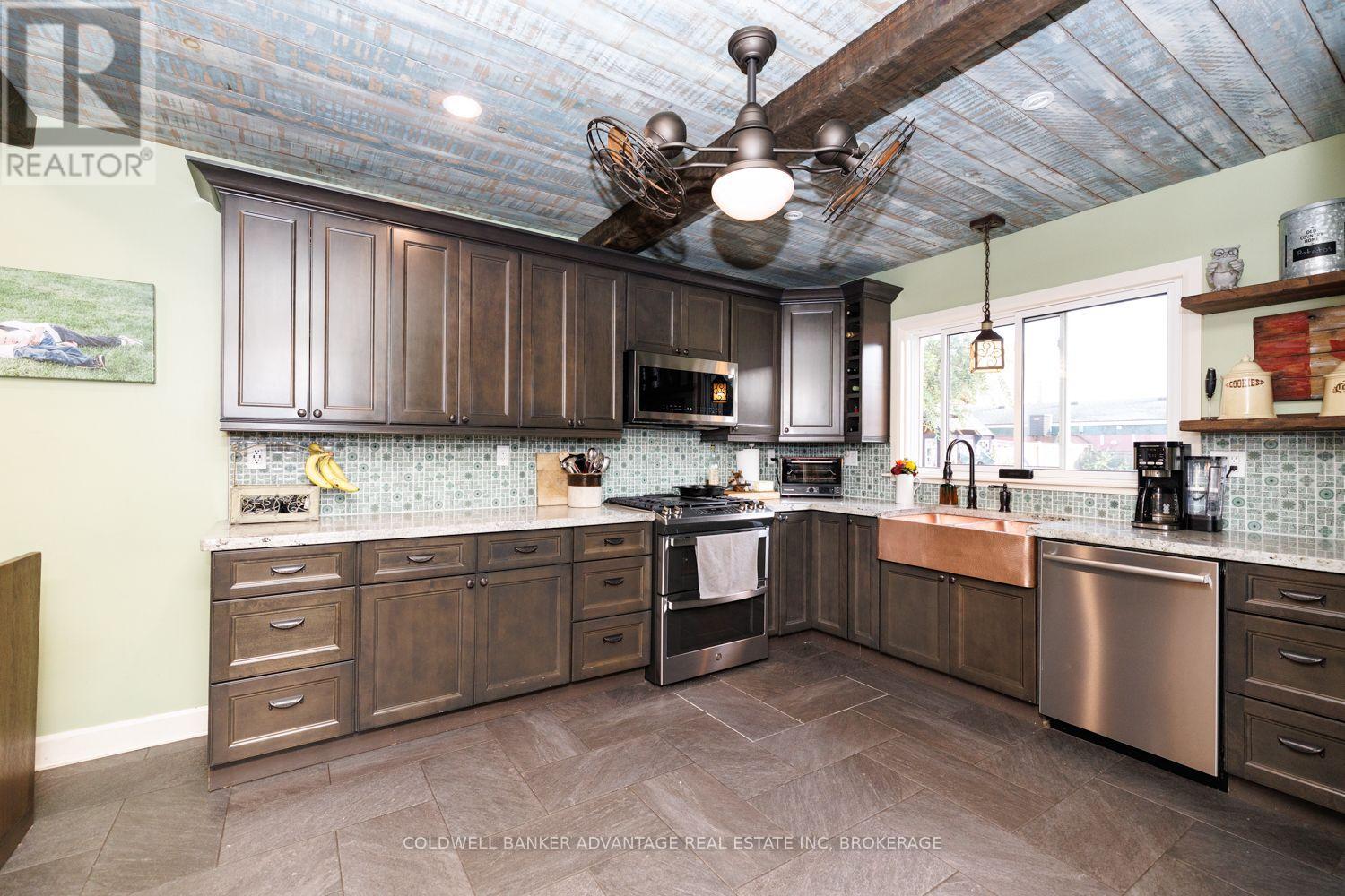 3695 Hershey Street Property Photo 16