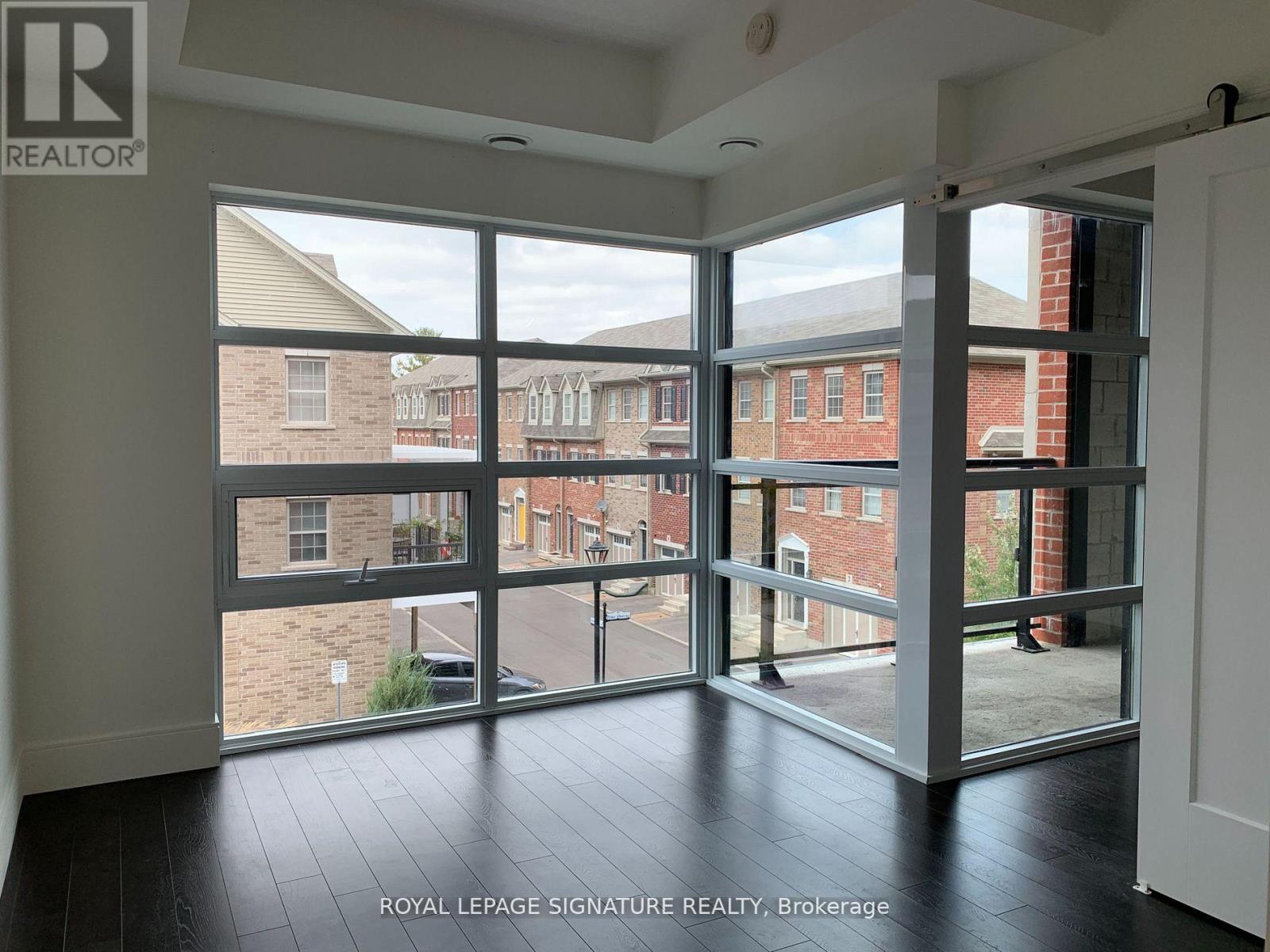 307 - 15 Prince Albert Boulevard Property Photo 16
