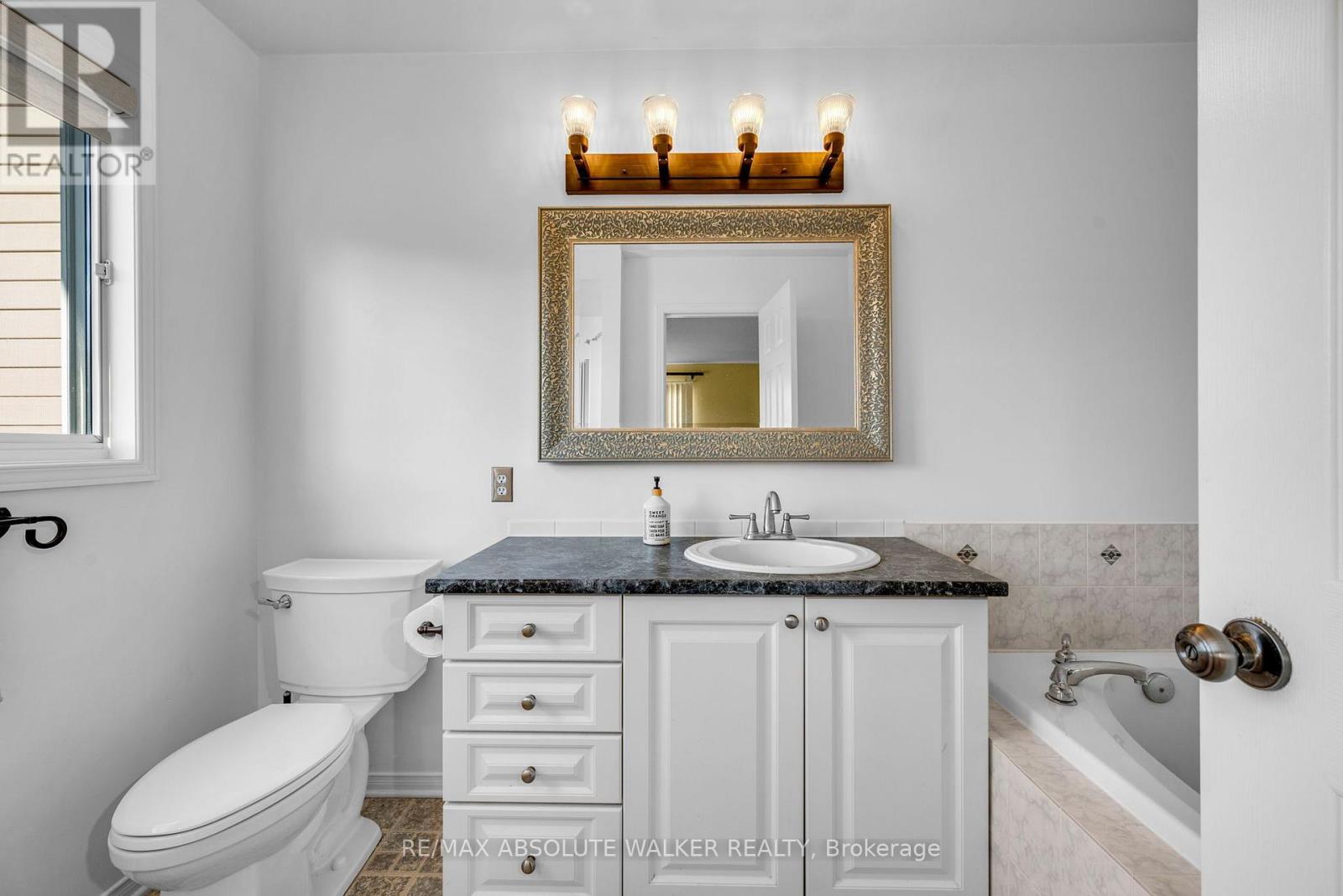 6376 Sablewood Place Property Photo 21