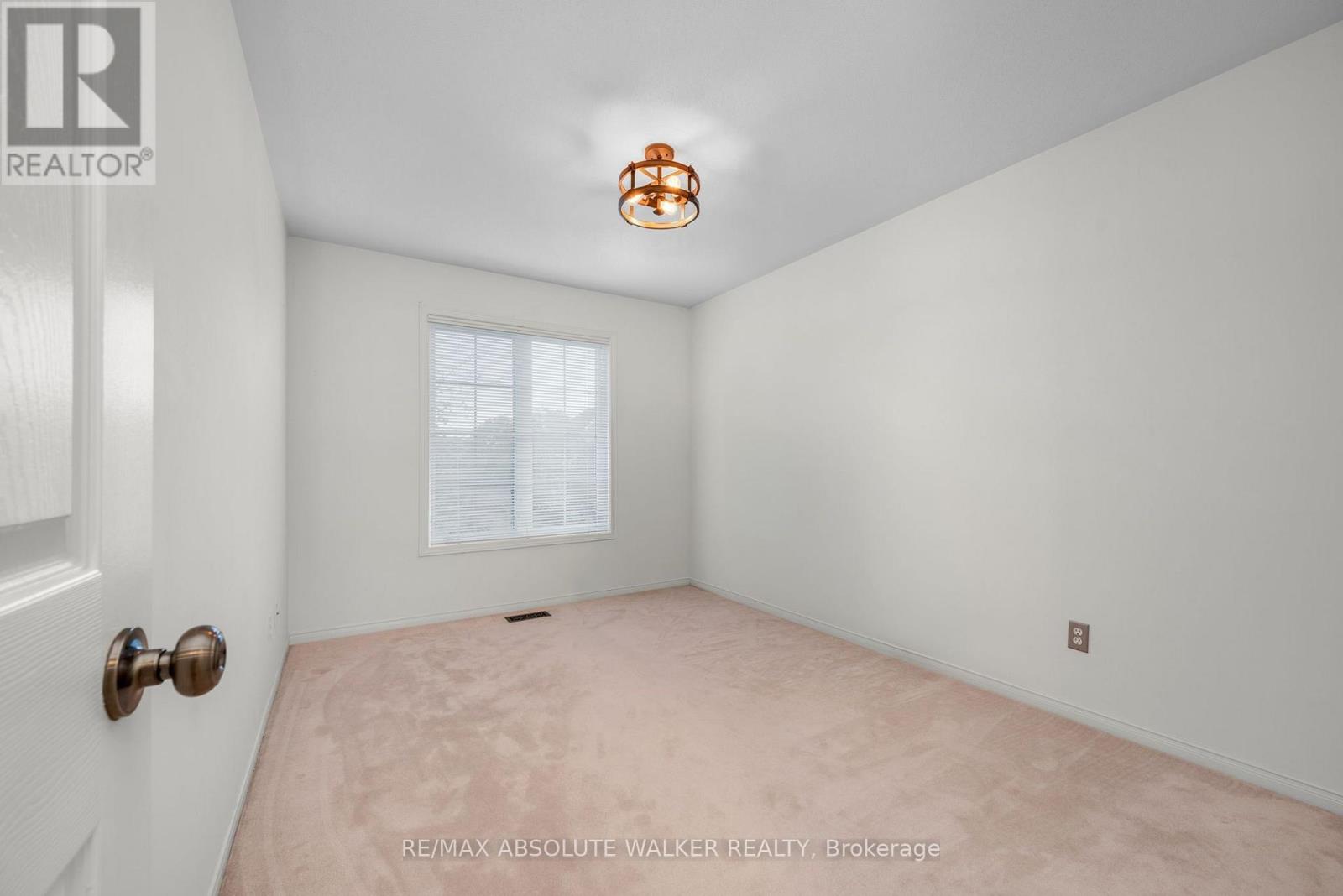 6376 Sablewood Place Property Photo 24