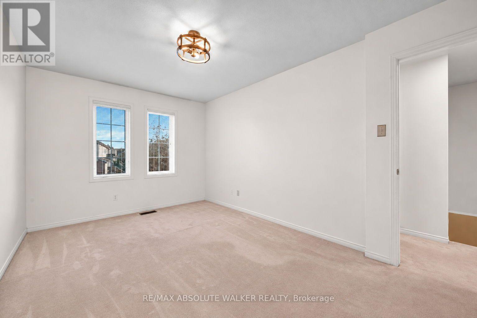 6376 Sablewood Place Property Photo 29