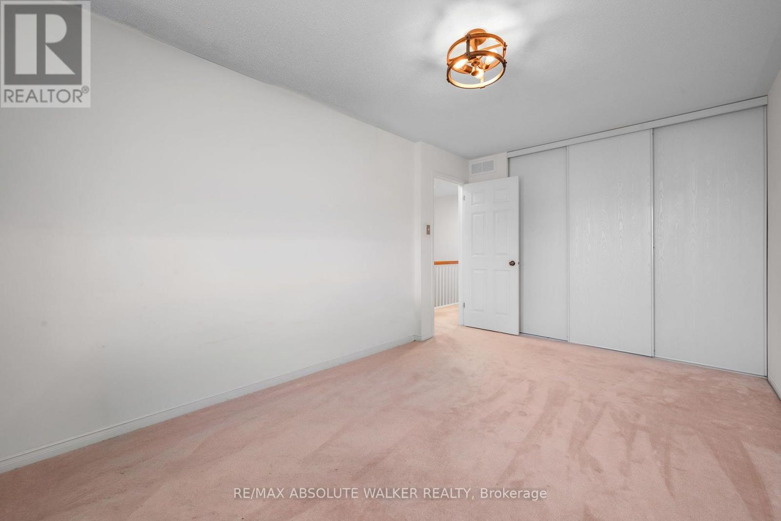 6376 Sablewood Place Property Photo 31