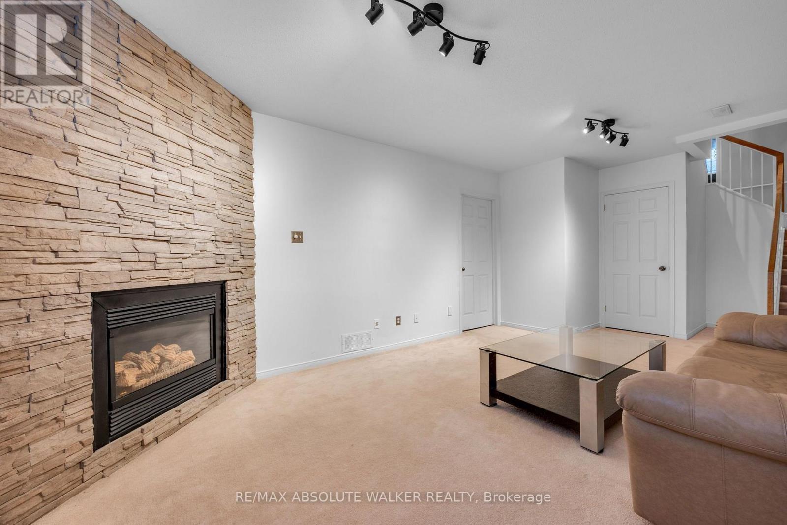 6376 Sablewood Place Property Photo 34