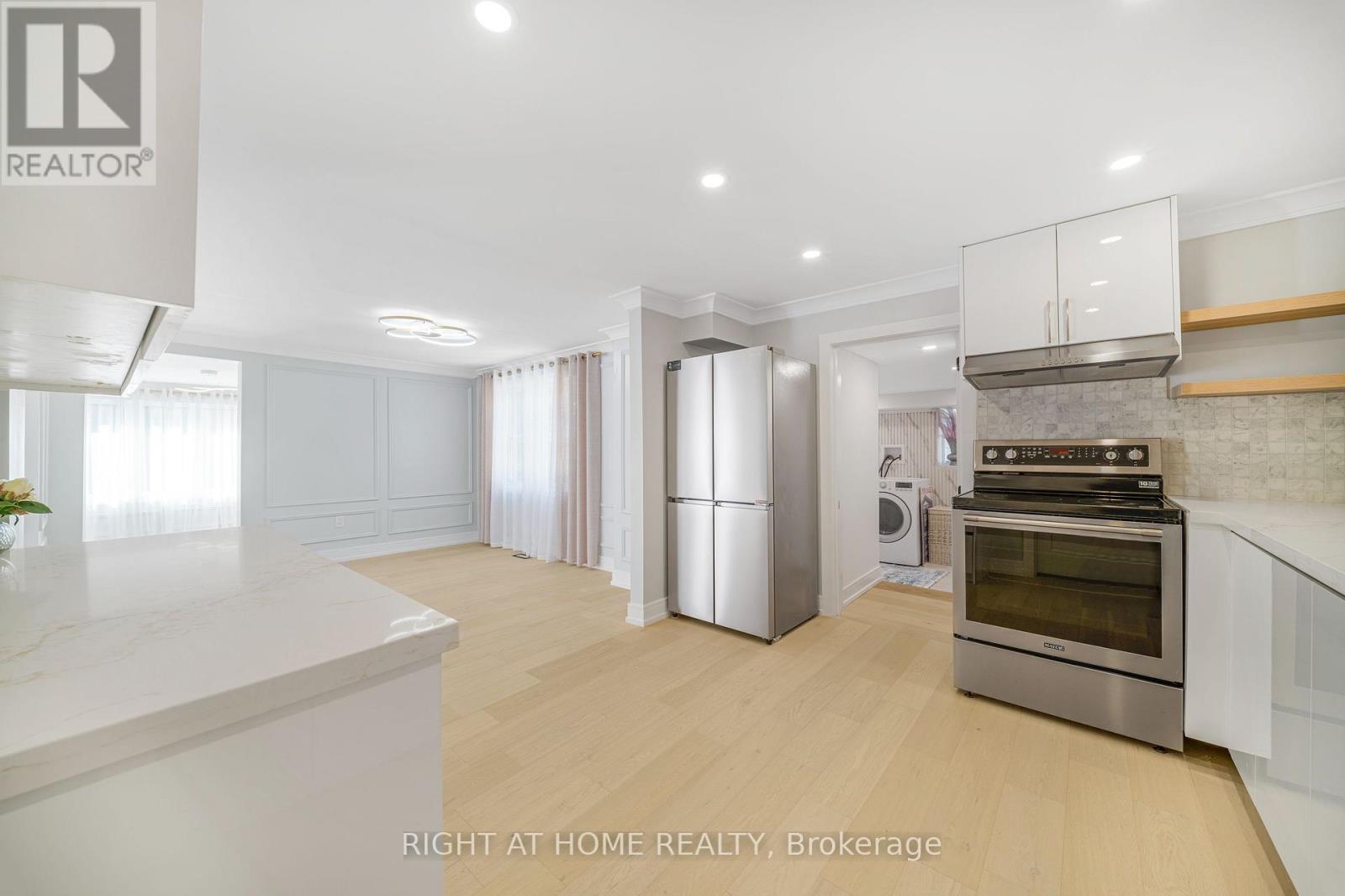 144 Waterloo Street Property Photo 12