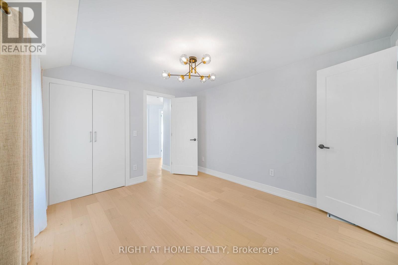 144 Waterloo Street Property Photo 20